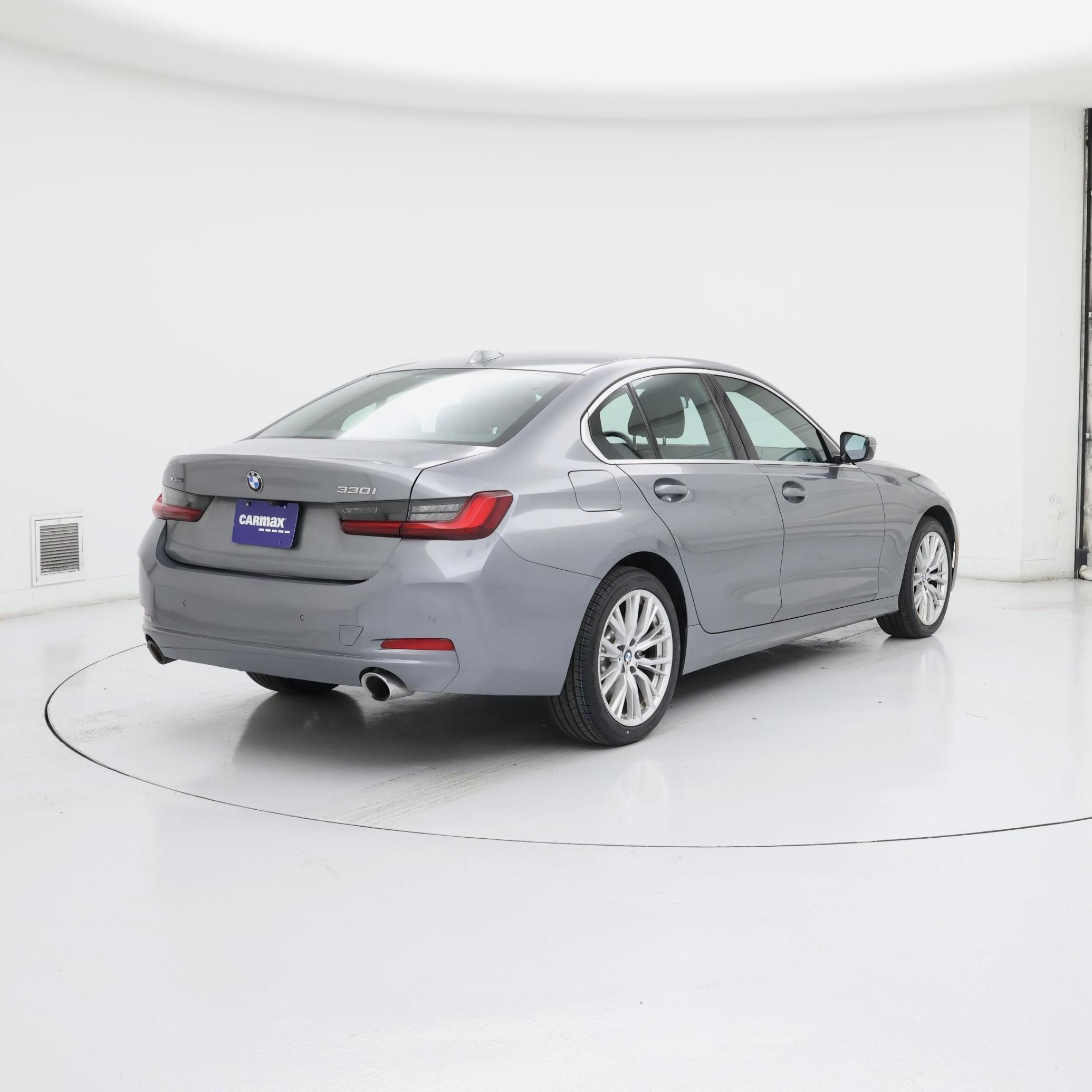 Thumbnail: 2024 BMW 3 Series - 8