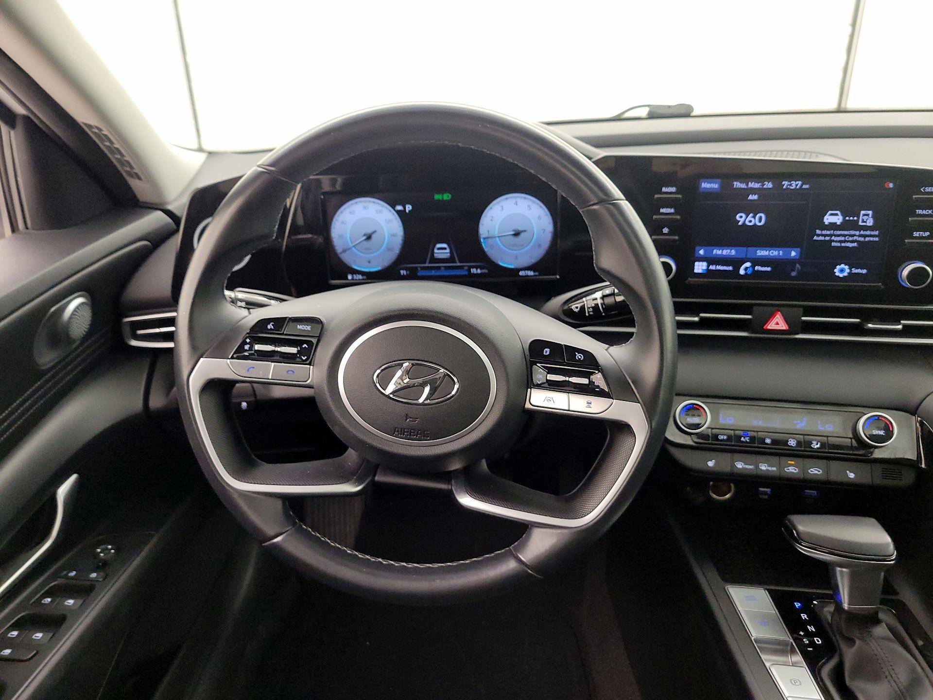 Thumbnail: 2021 Hyundai Elantra - 10