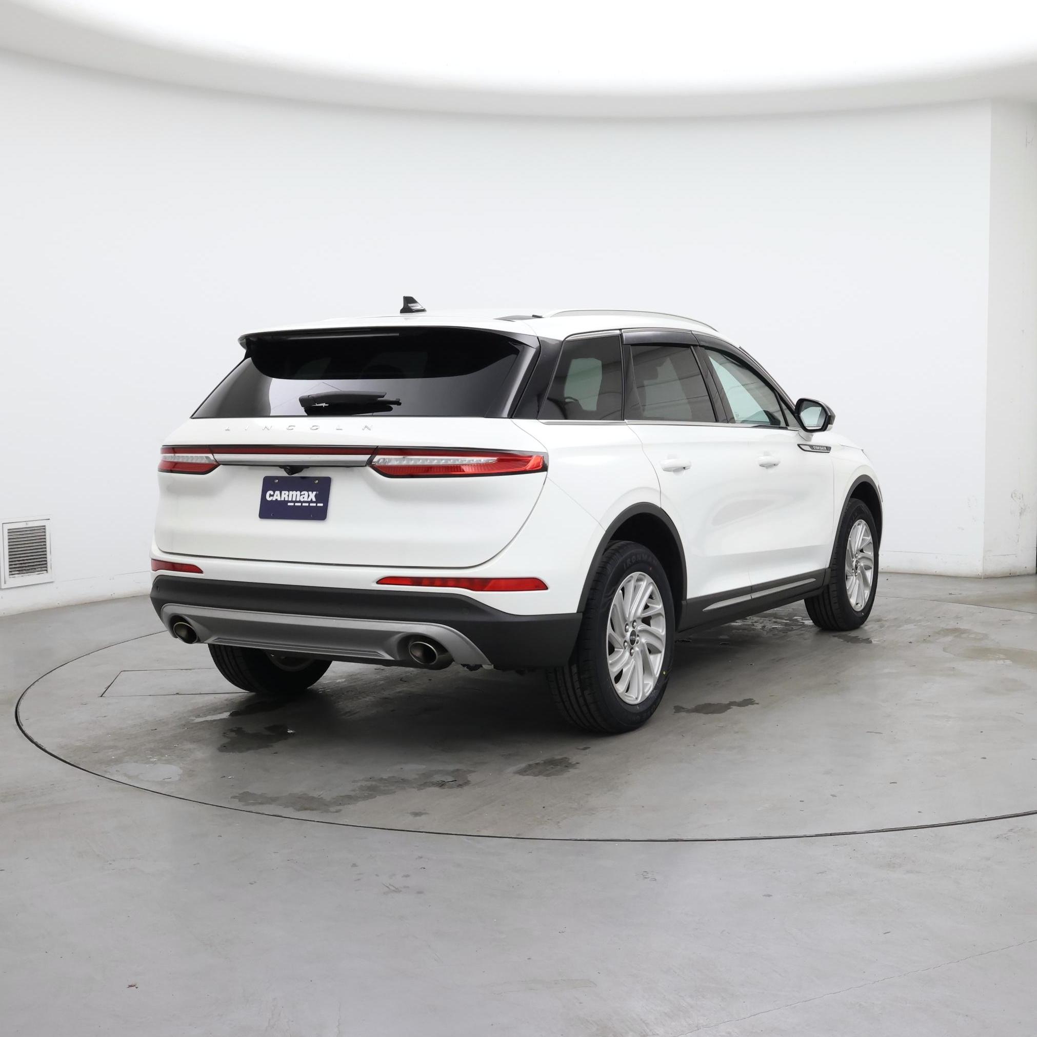 Thumbnail: 2021 Lincoln Corsair - 8