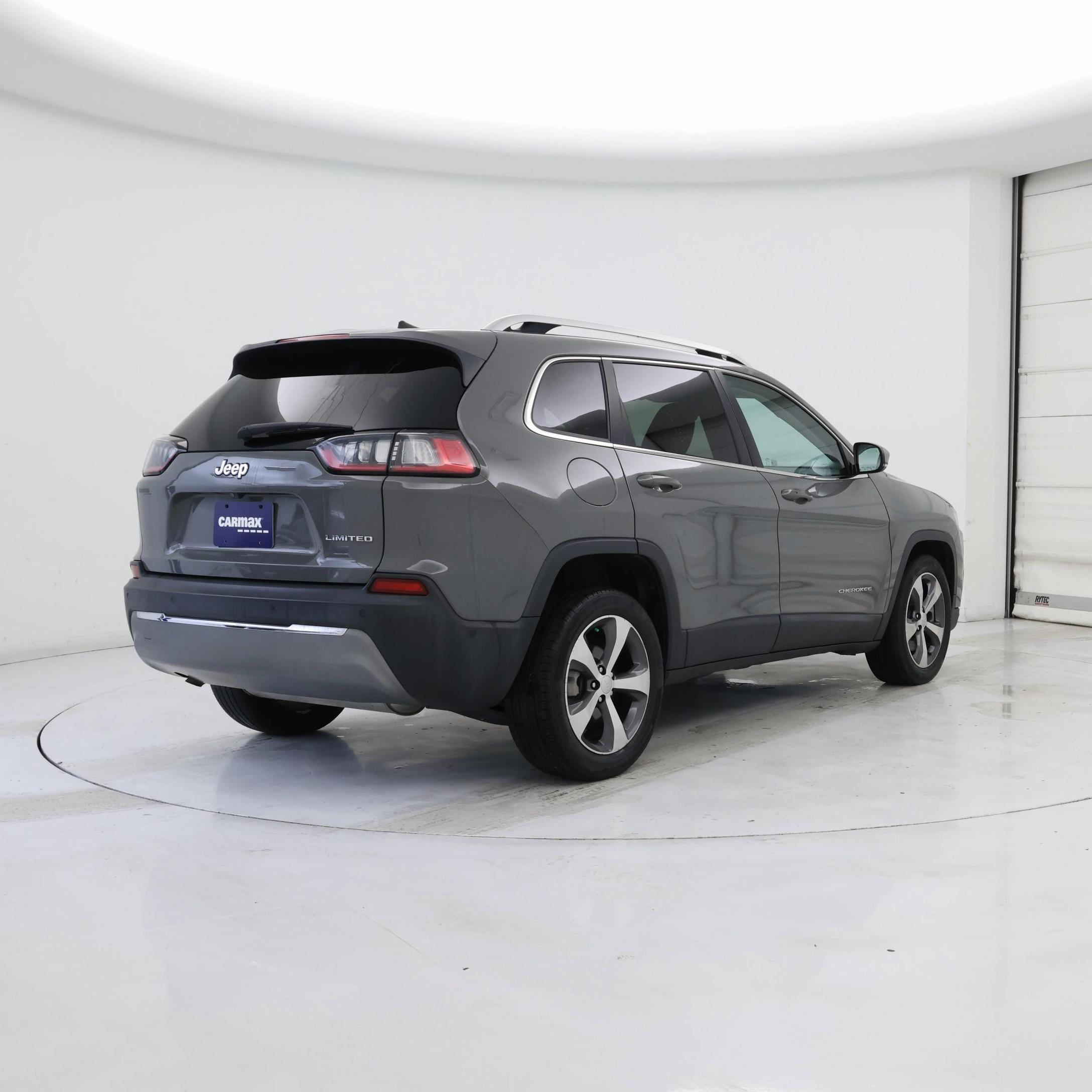 Thumbnail: 2020 Jeep Cherokee - 8