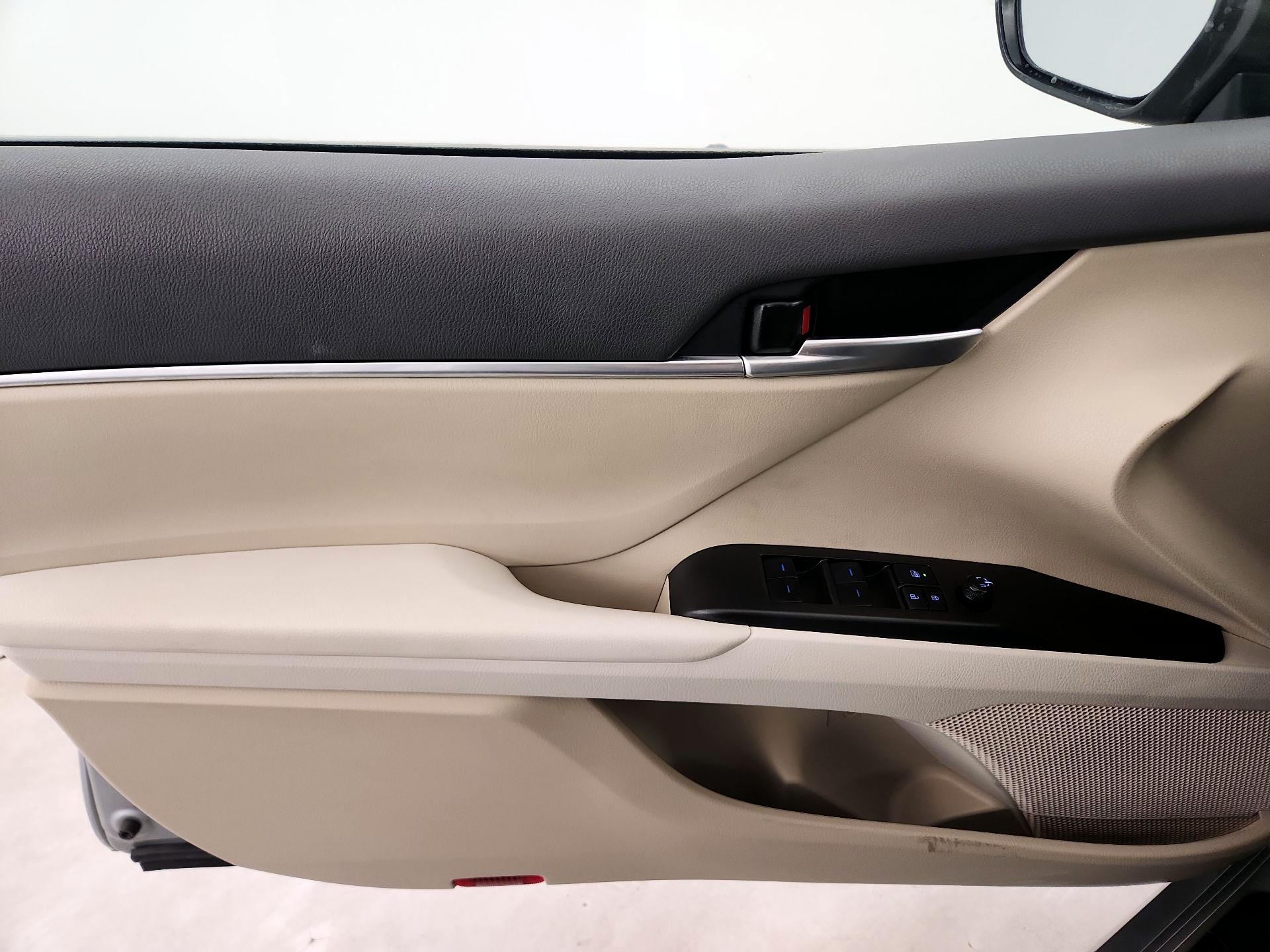 Thumbnail: 2024 Toyota Camry - 12