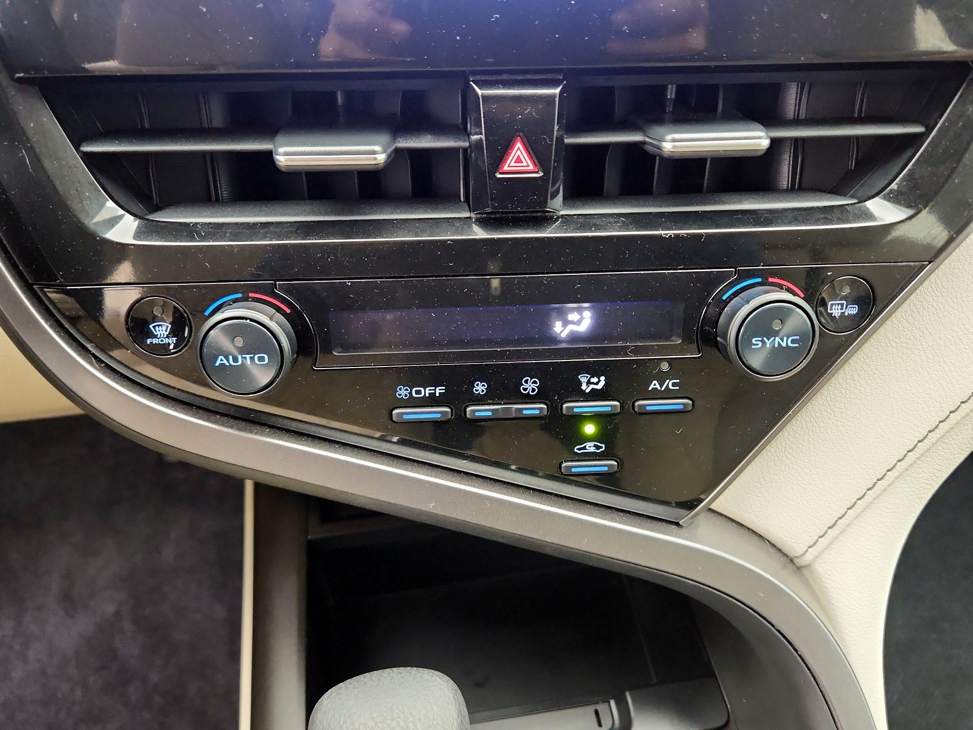 Thumbnail: 2024 Toyota Camry - 16