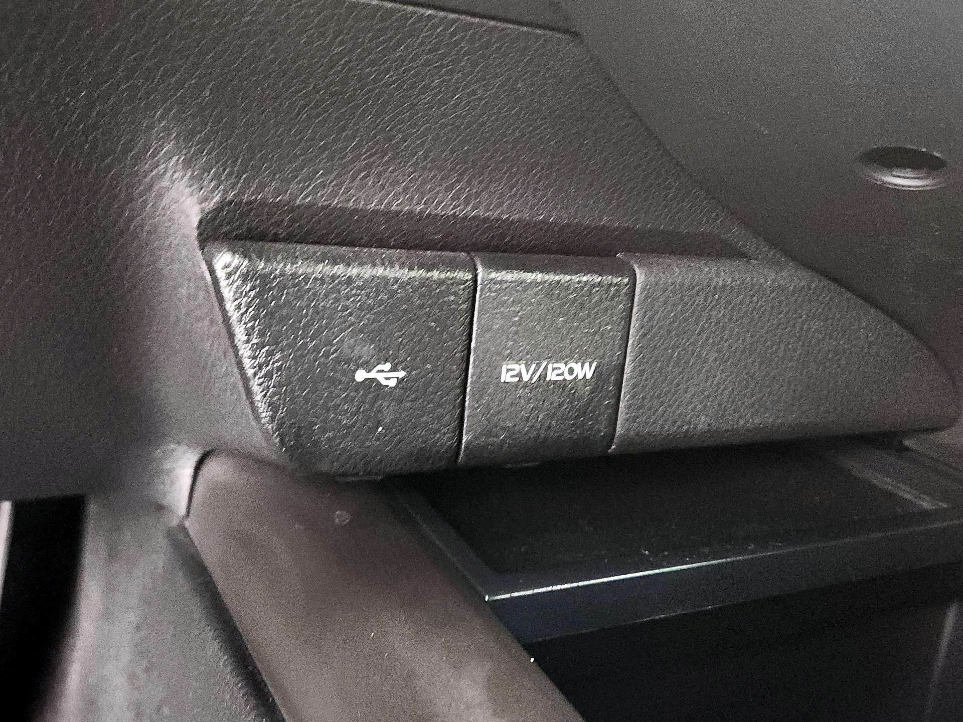 Thumbnail: 2022 Toyota Camry - 18