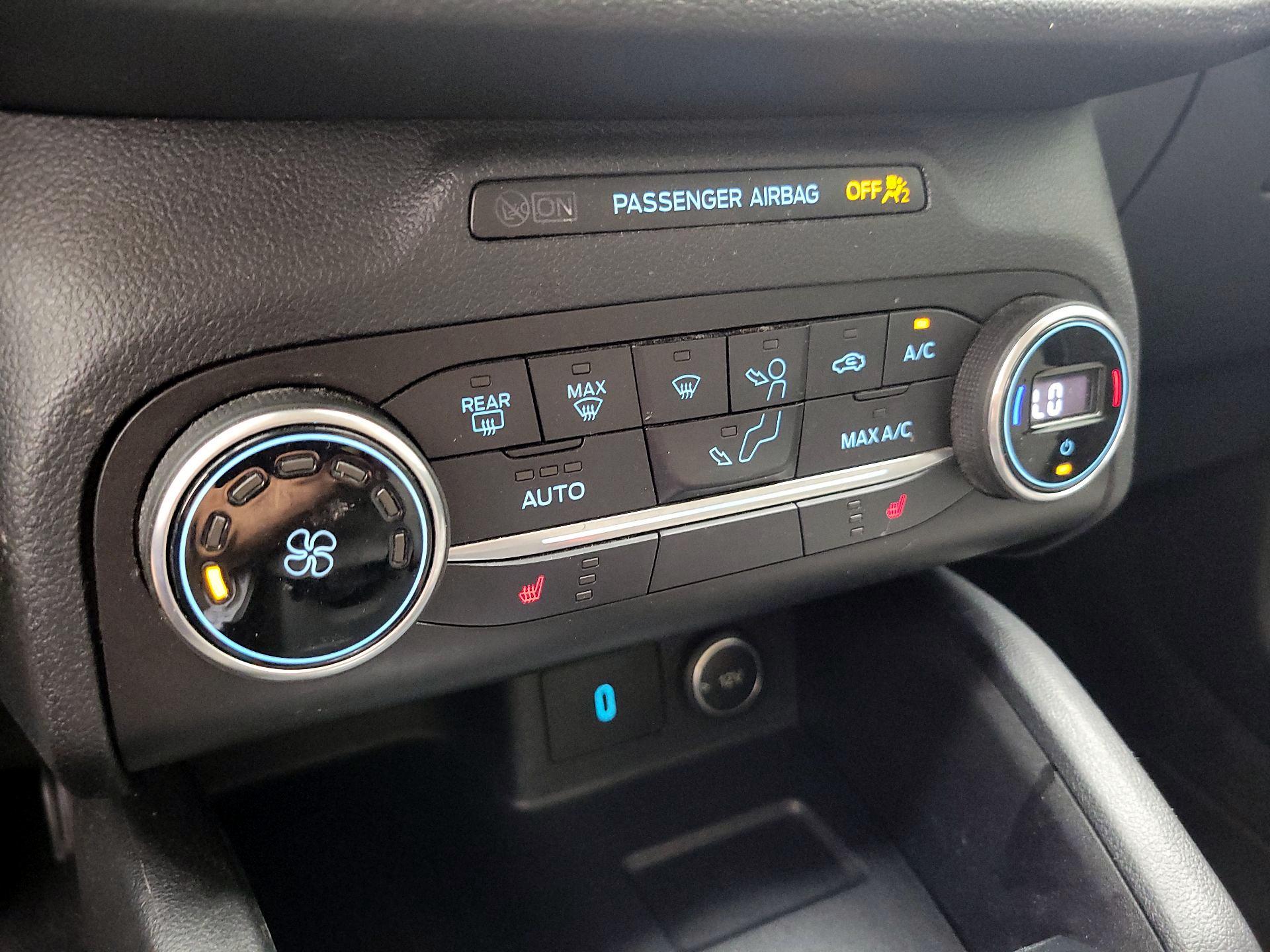 Thumbnail: 2020 Ford Escape - 17