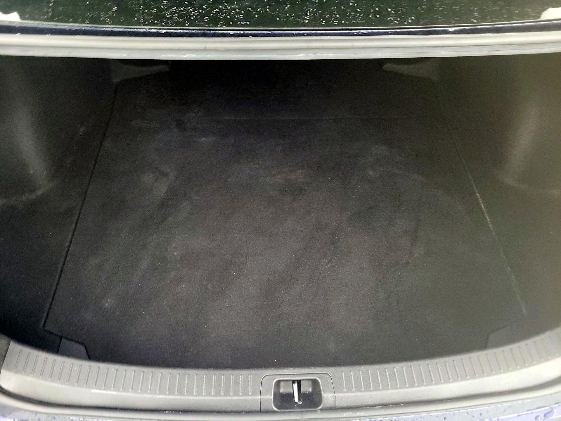 Thumbnail: 2022 Toyota Corolla - 20