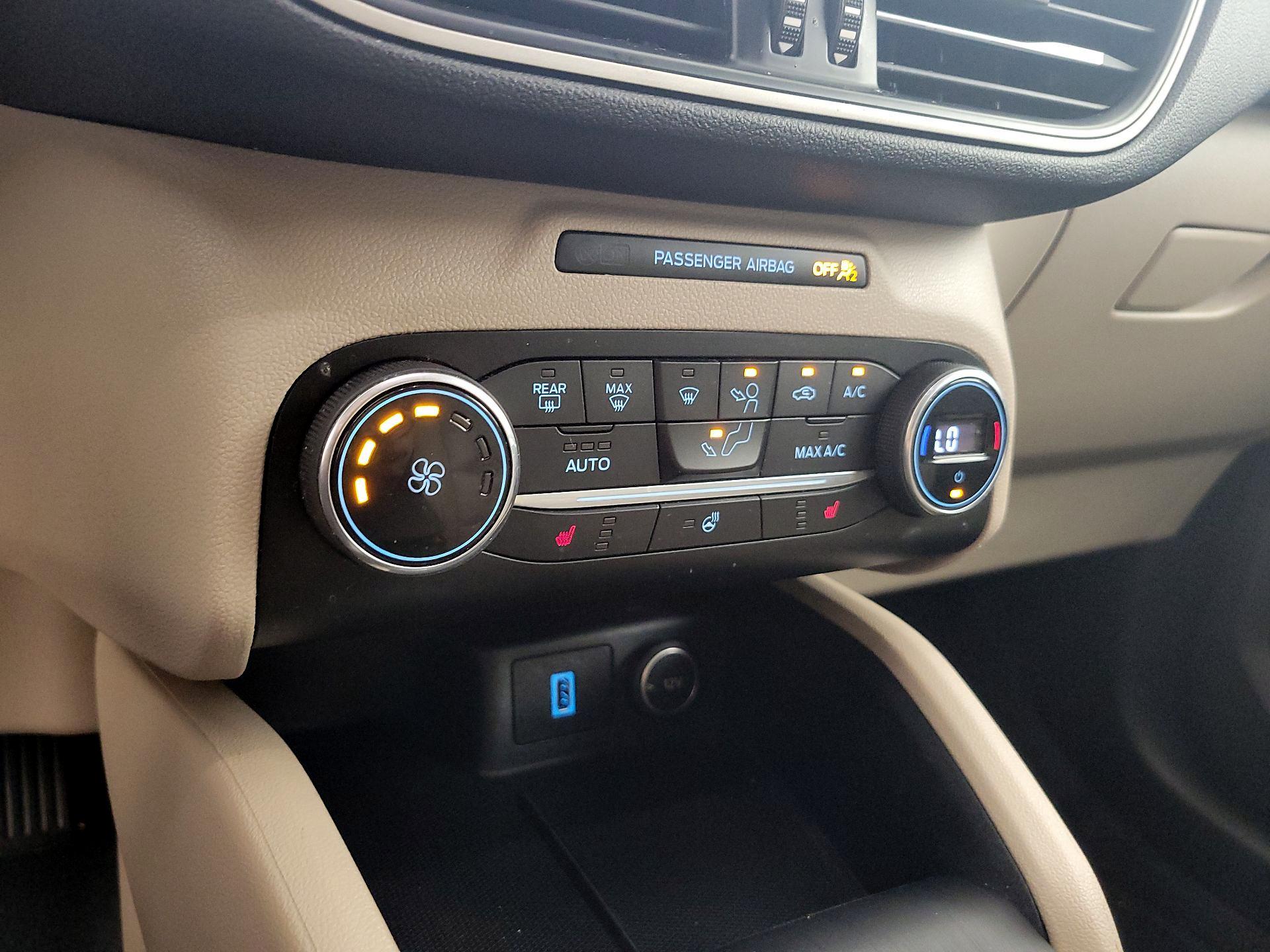 Thumbnail: 2020 Ford Escape - 14