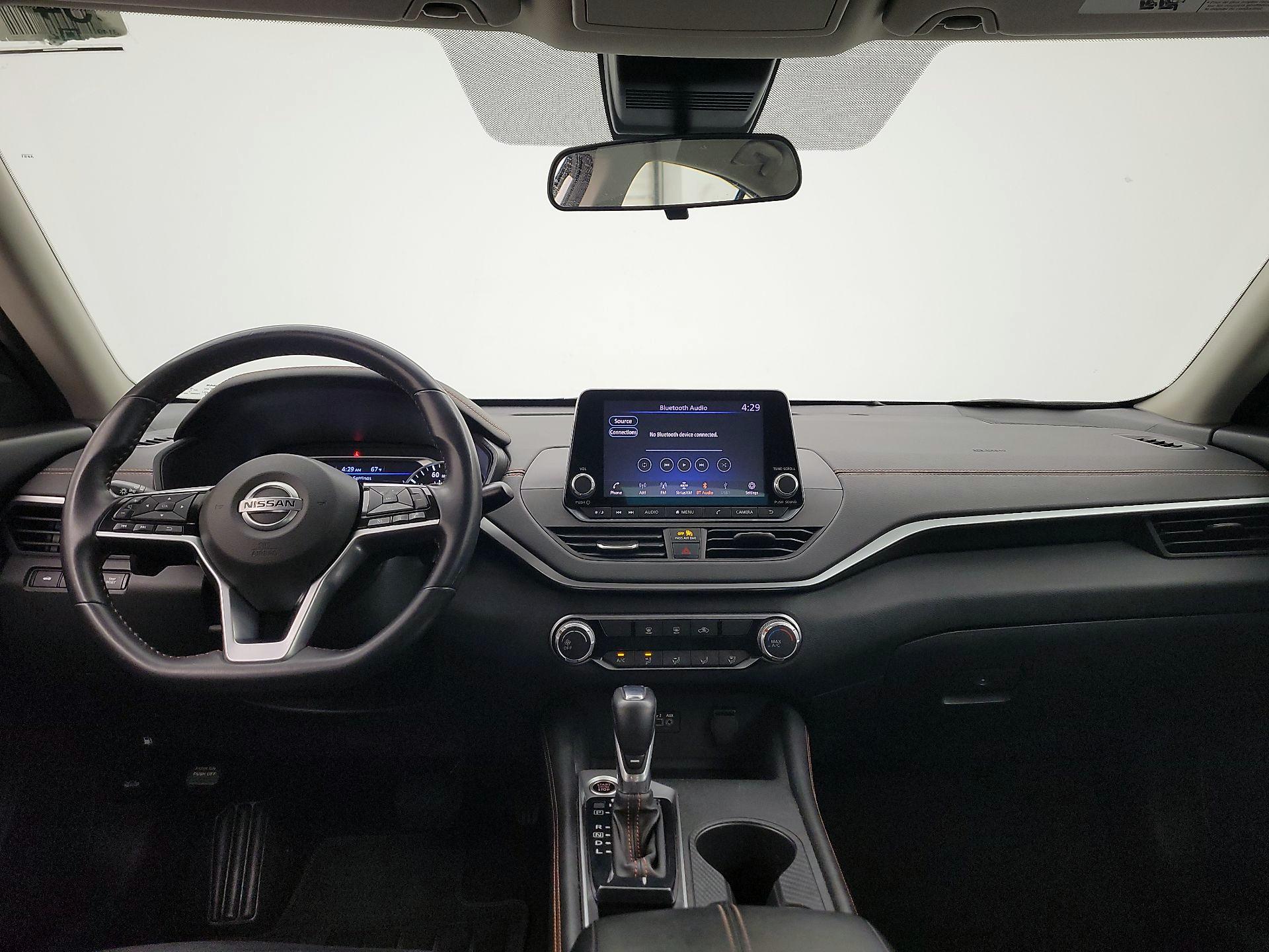 Thumbnail: 2020 Nissan Altima - 9