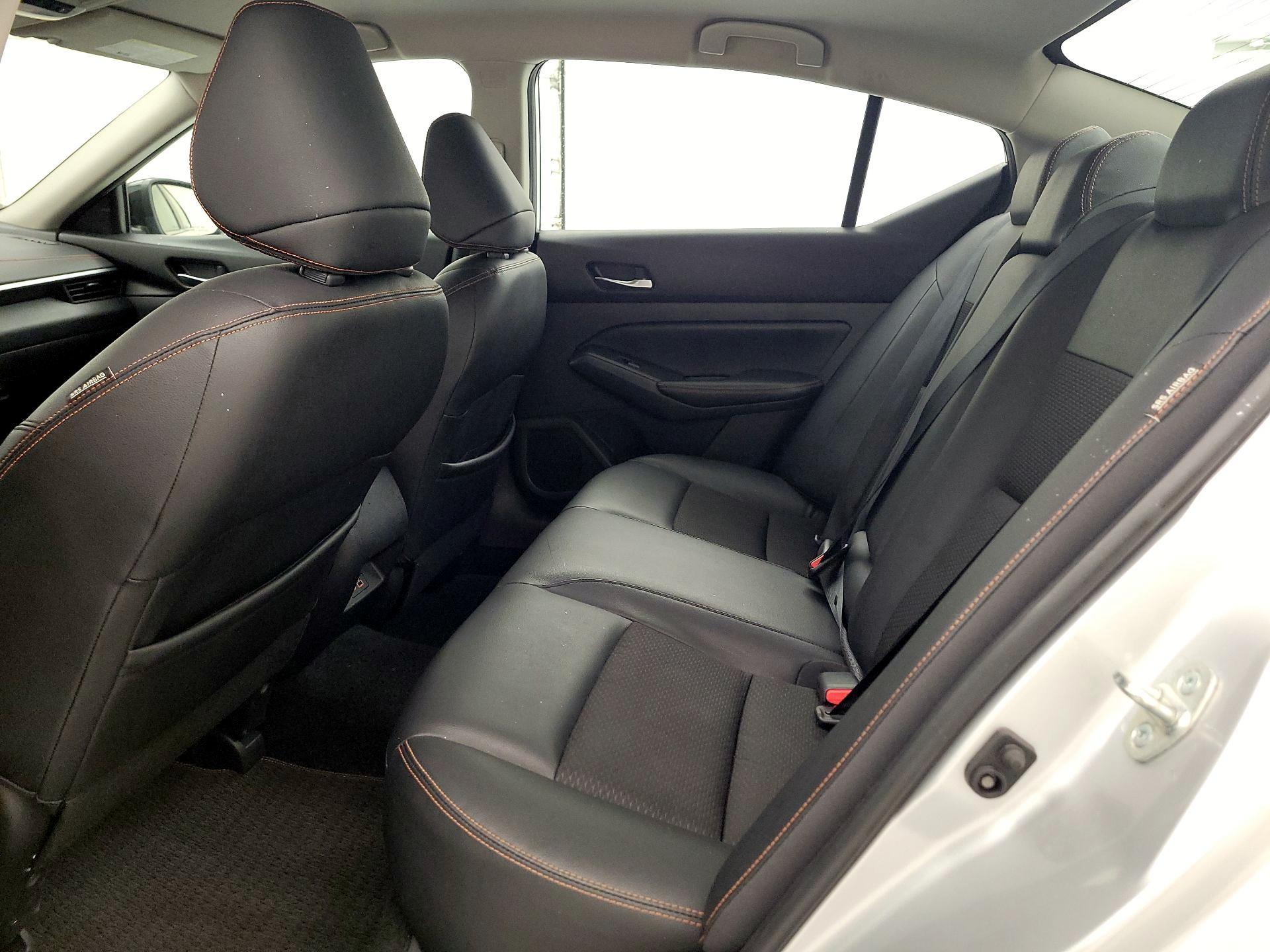 Thumbnail: 2020 Nissan Altima - 19