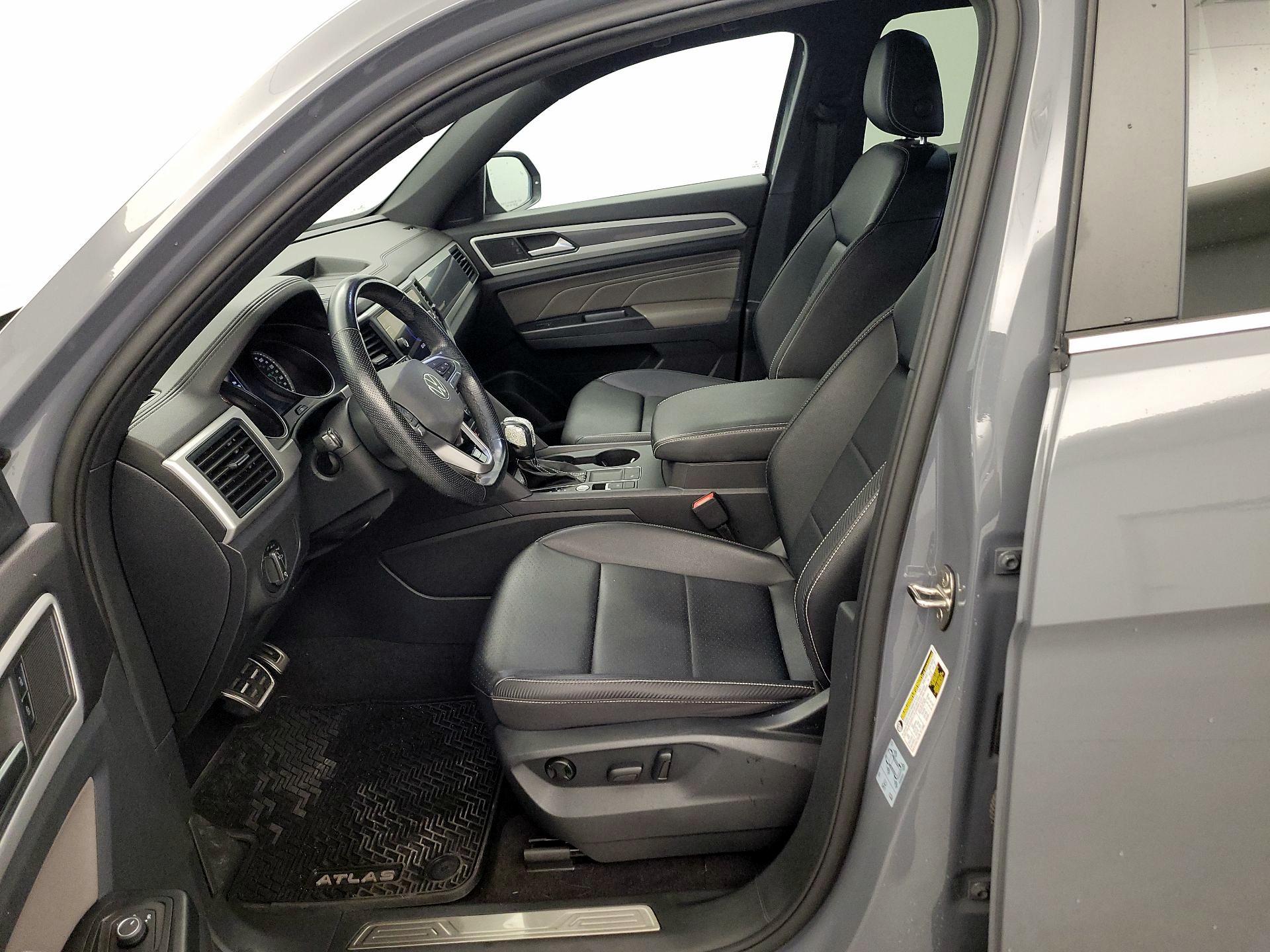 Thumbnail: 2021 Volkswagen Atlas - 11