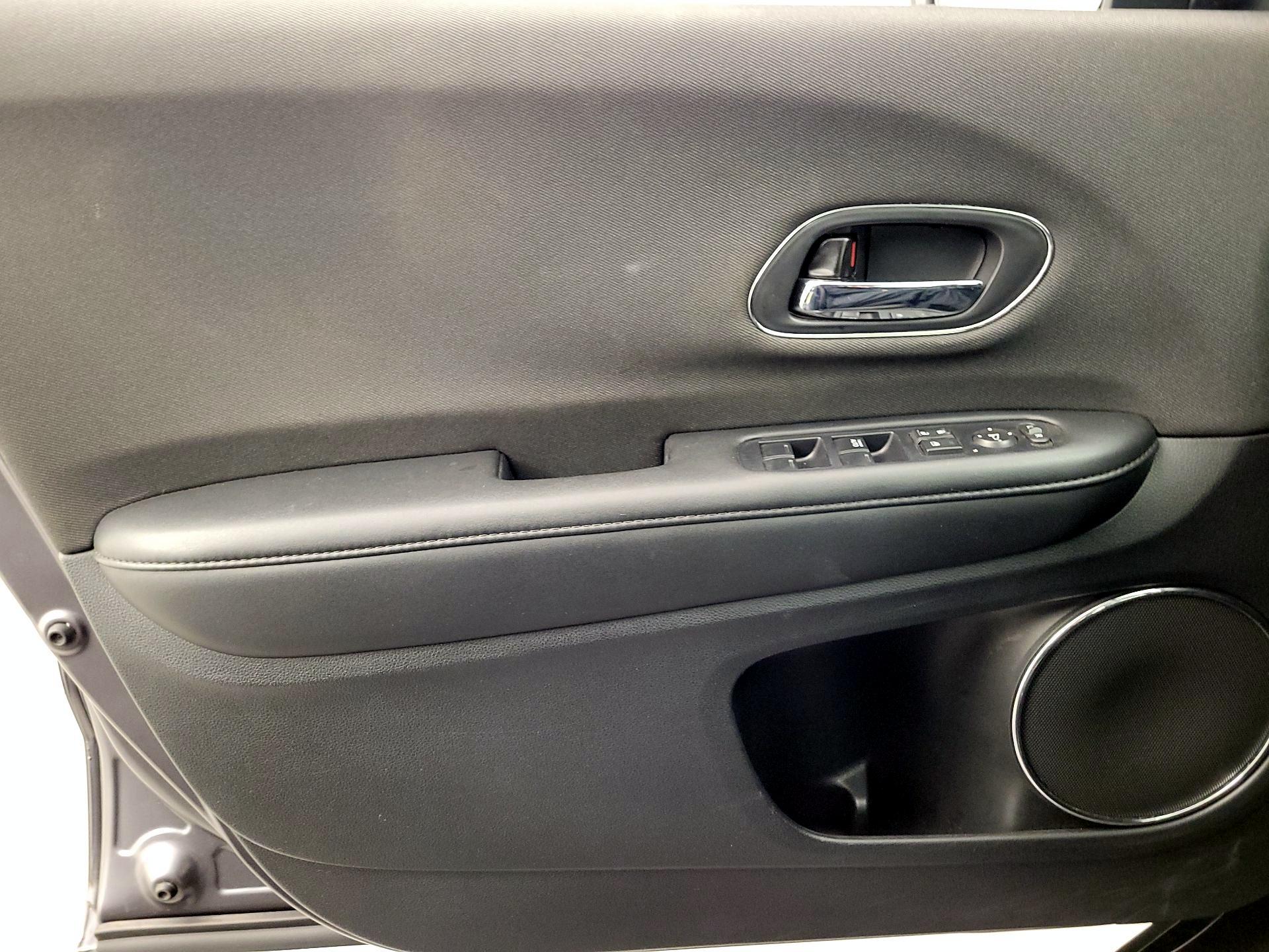 Thumbnail: 2021 Honda HR-V - 12