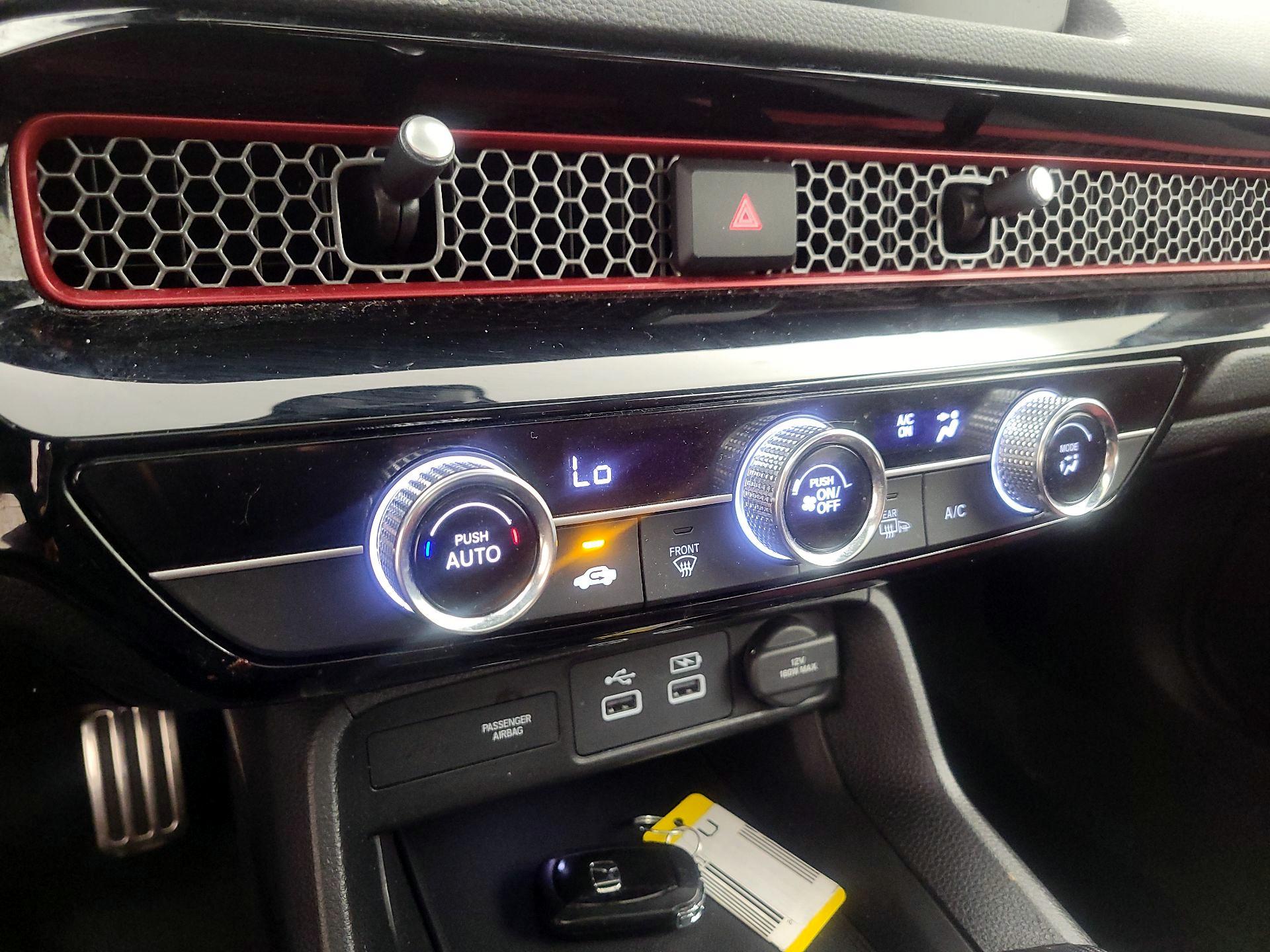 Thumbnail: 2024 Honda Civic - 16