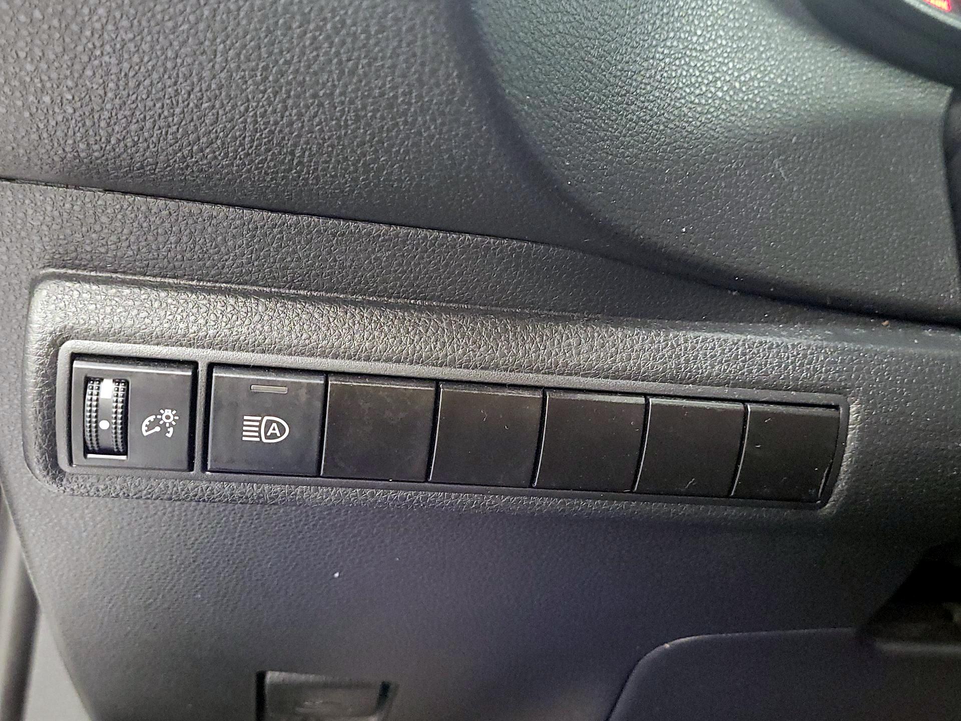 Thumbnail: 2022 Toyota Corolla - 13