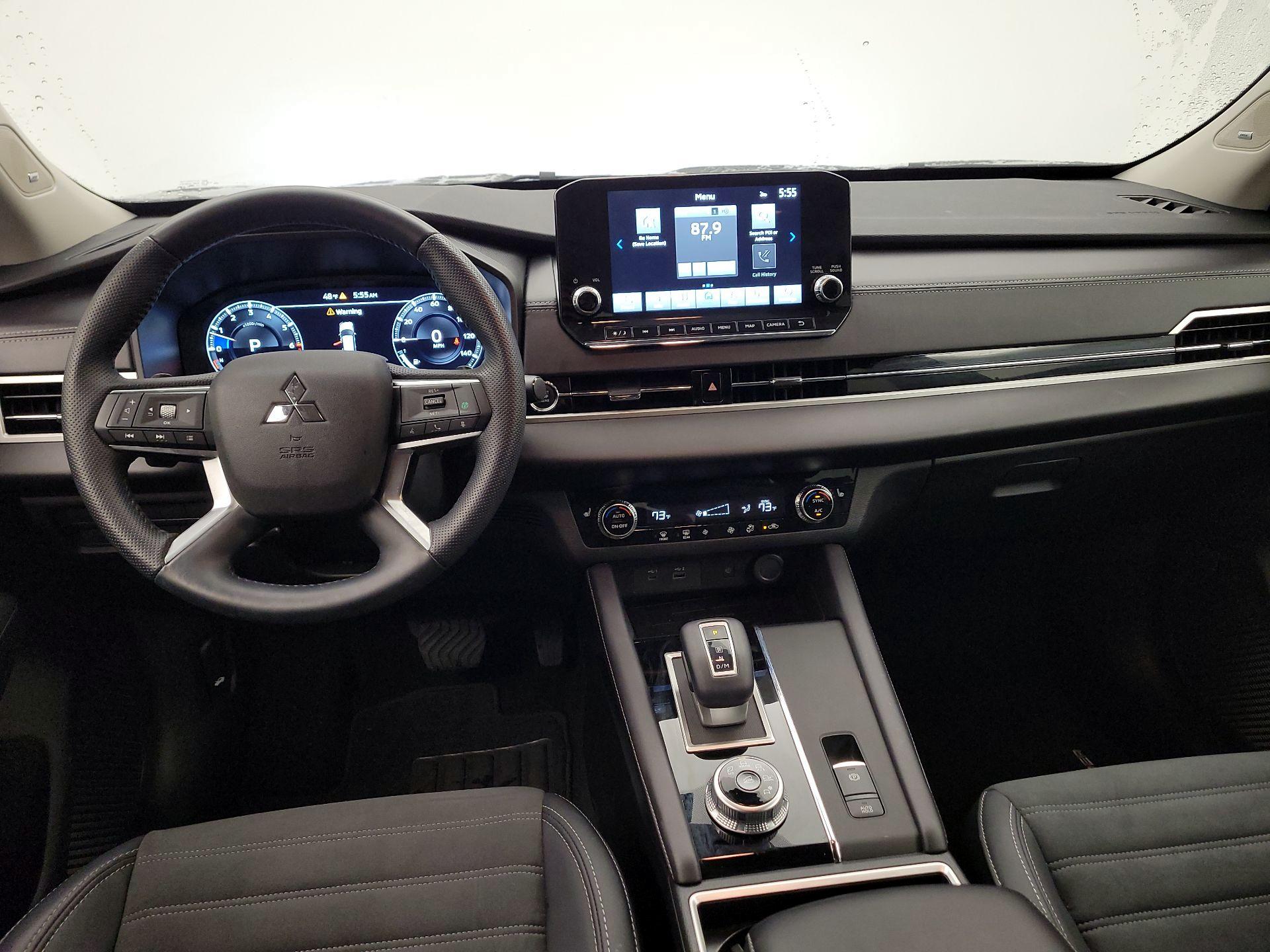 Thumbnail: 2024 Mitsubishi Outlander - 9