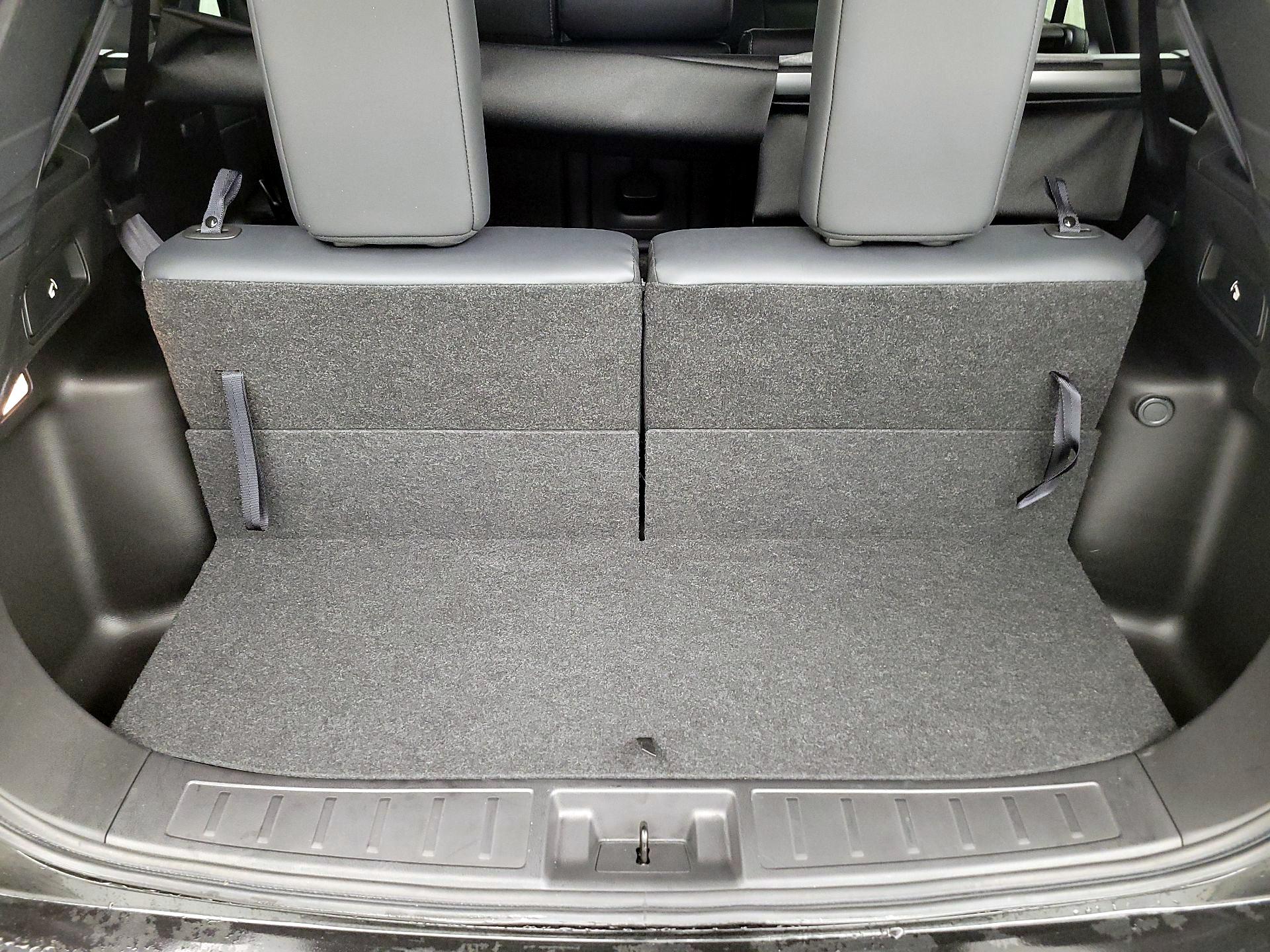 Thumbnail: 2024 Mitsubishi Outlander - 16