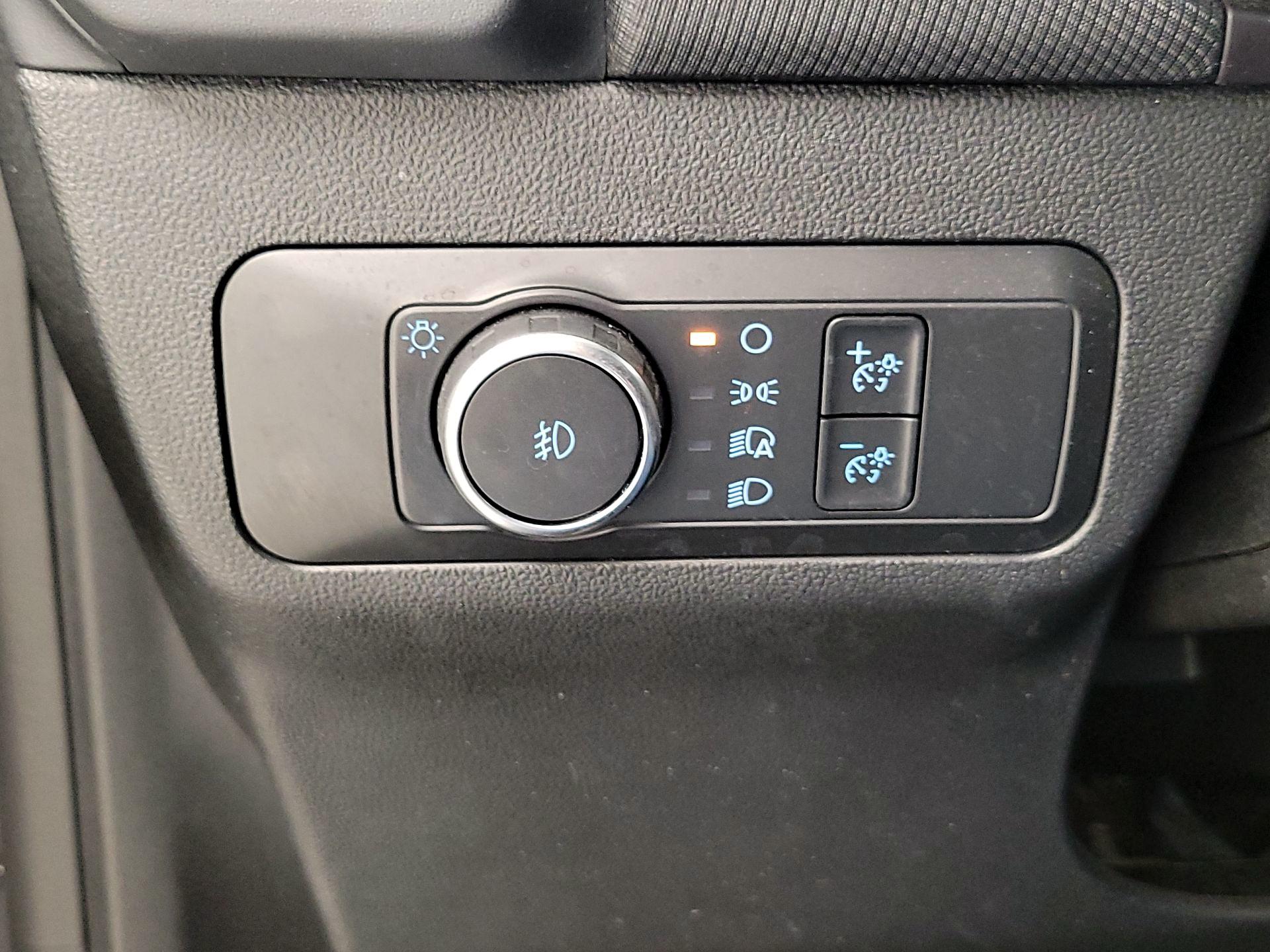 Thumbnail: 2022 Ford Bronco Sport - 11