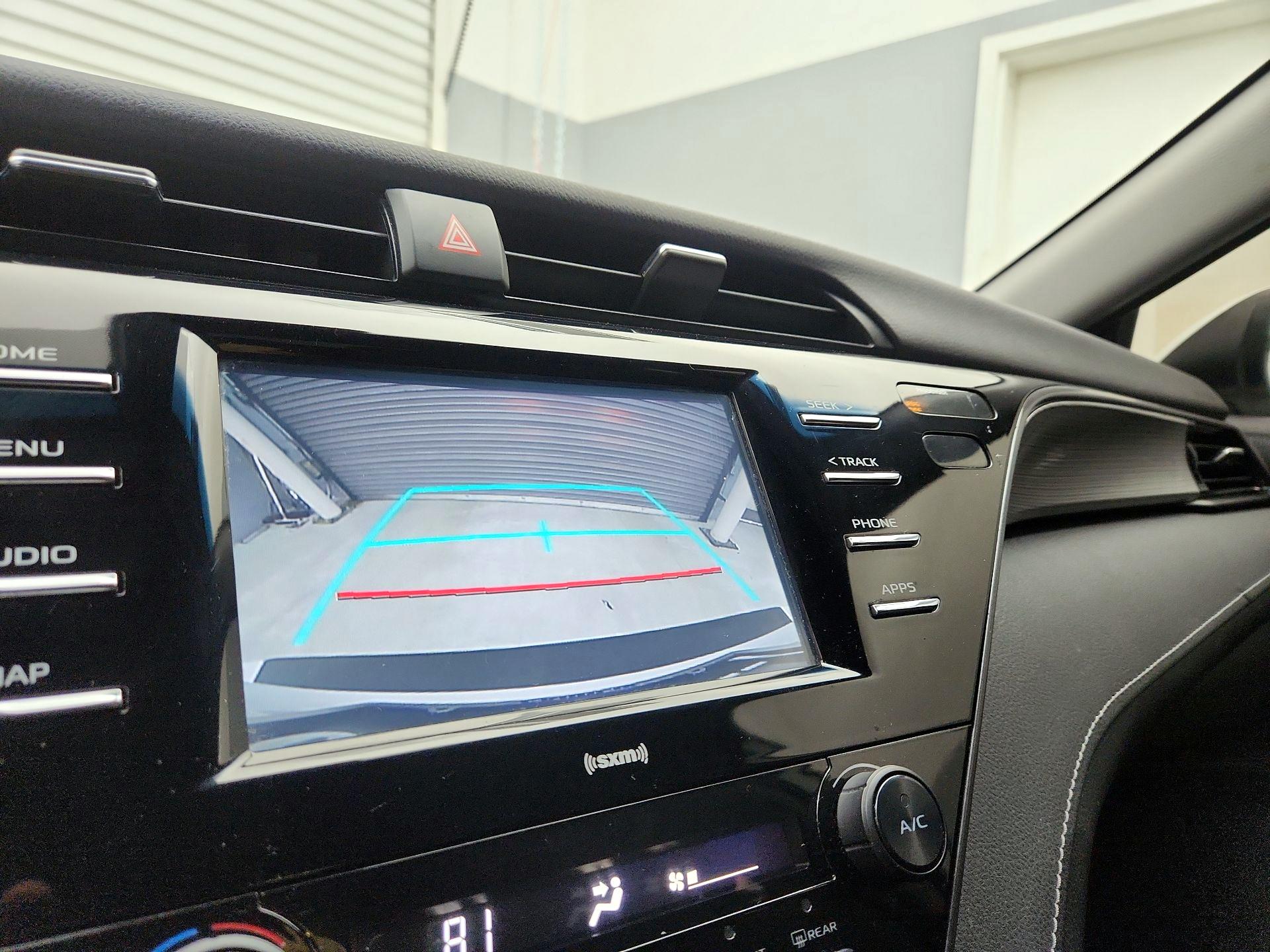 Thumbnail: 2020 Toyota Camry - 14