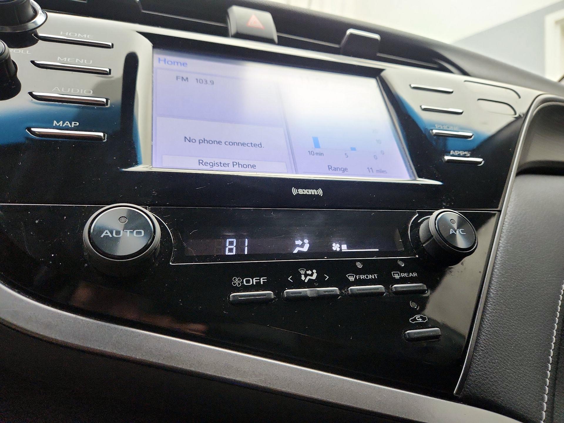 Thumbnail: 2020 Toyota Camry - 16