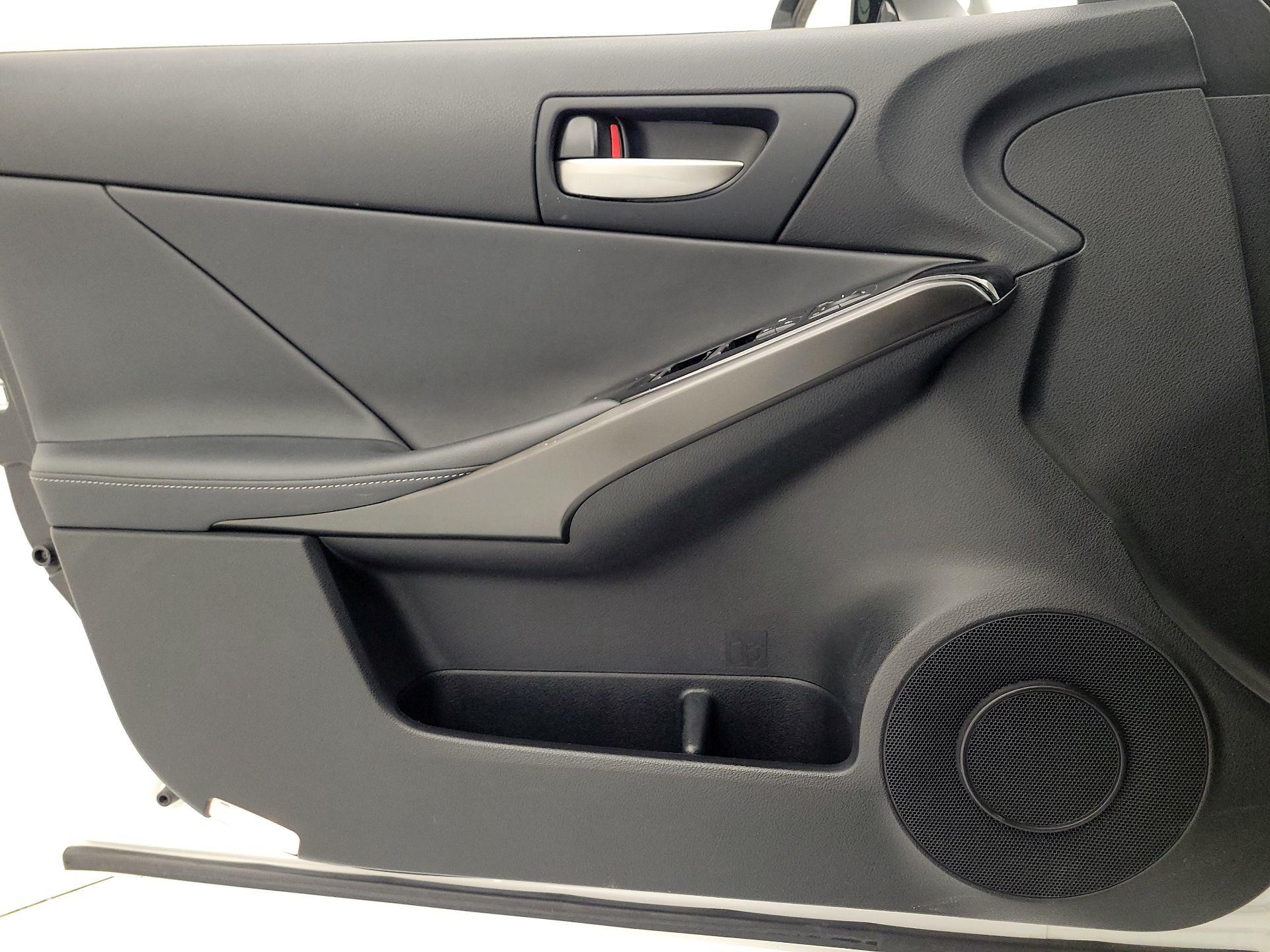 Thumbnail: 2023 Lexus IS - 12