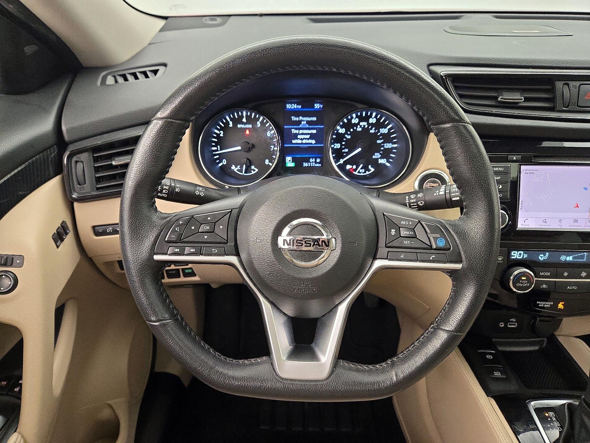 Thumbnail: 2020 Nissan Rogue - 10