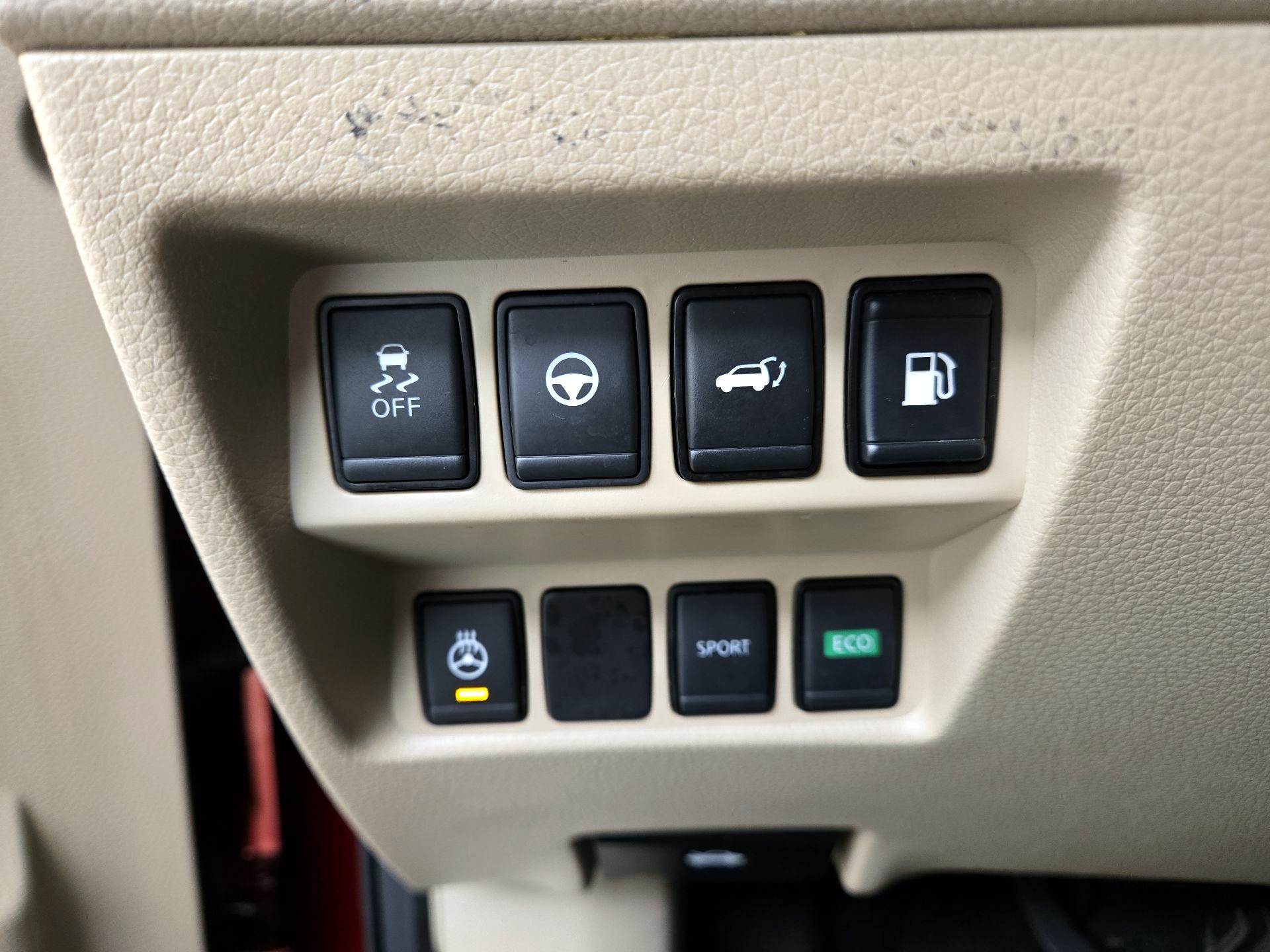 Thumbnail: 2020 Nissan Rogue - 13