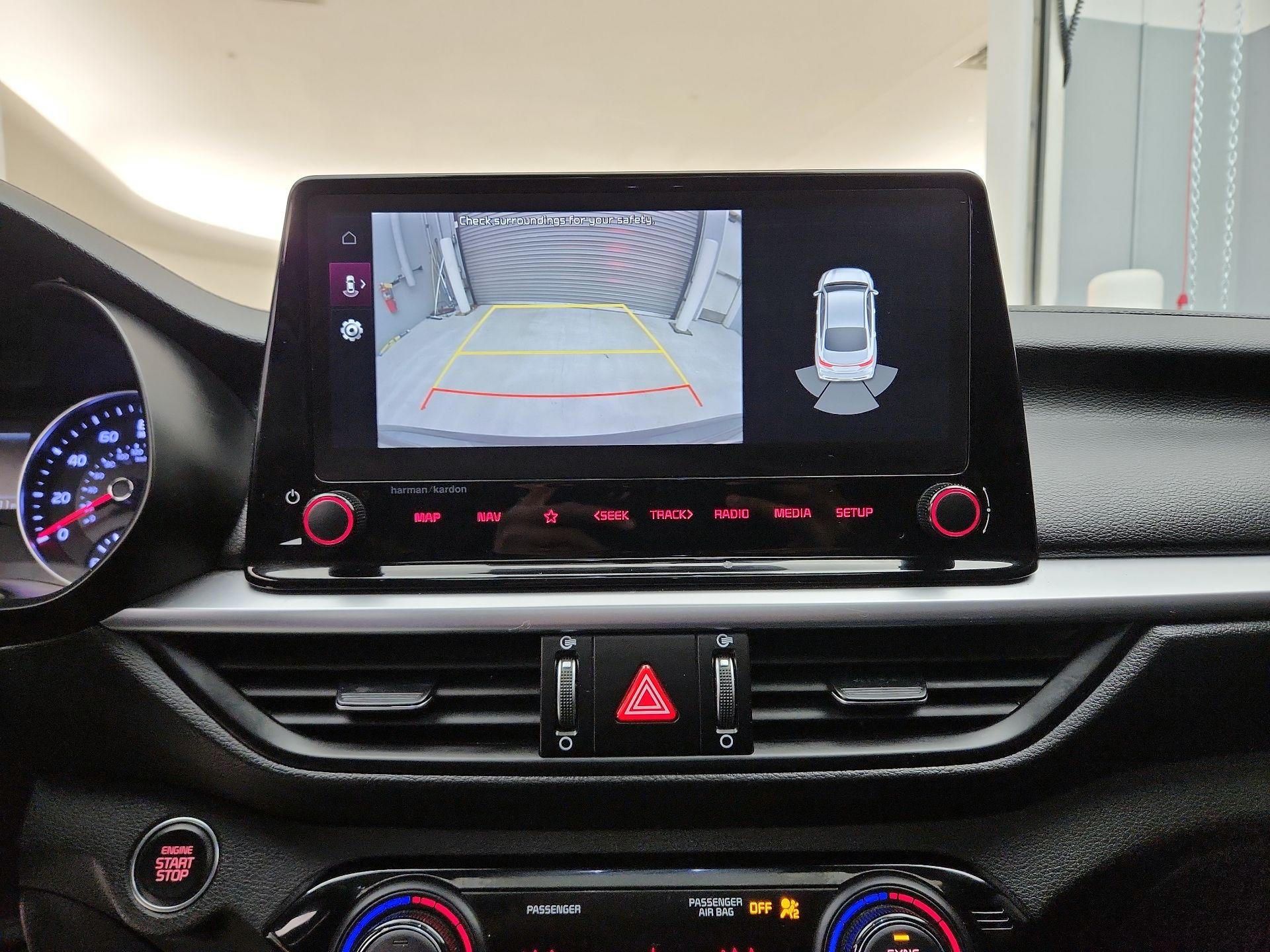 Thumbnail: 2022 Kia Forte - 15