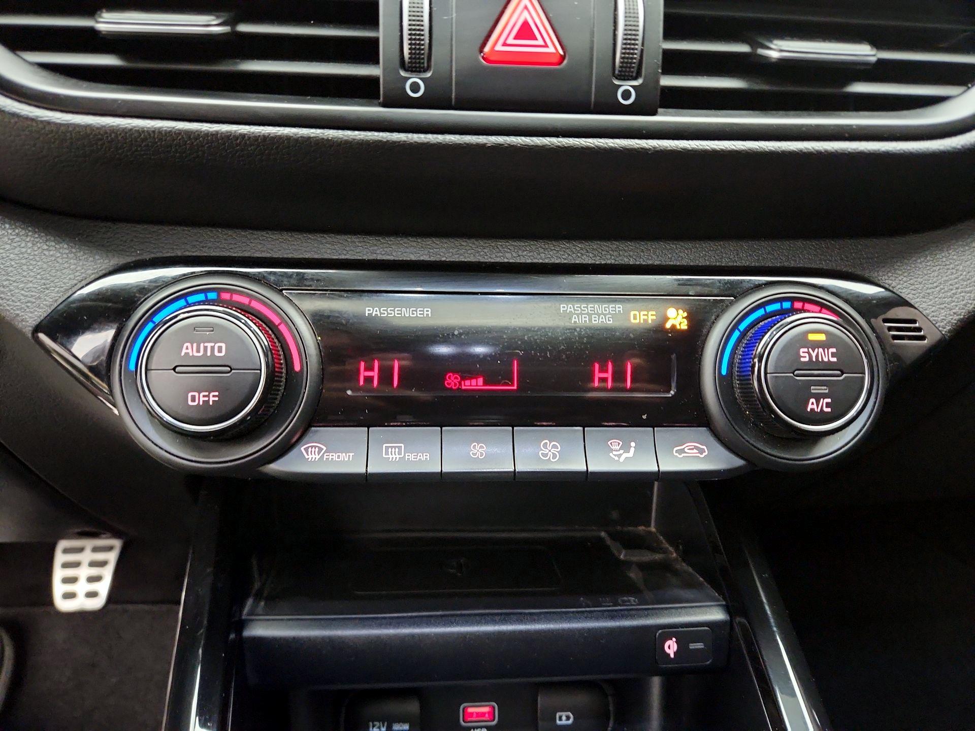 Thumbnail: 2022 Kia Forte - 17