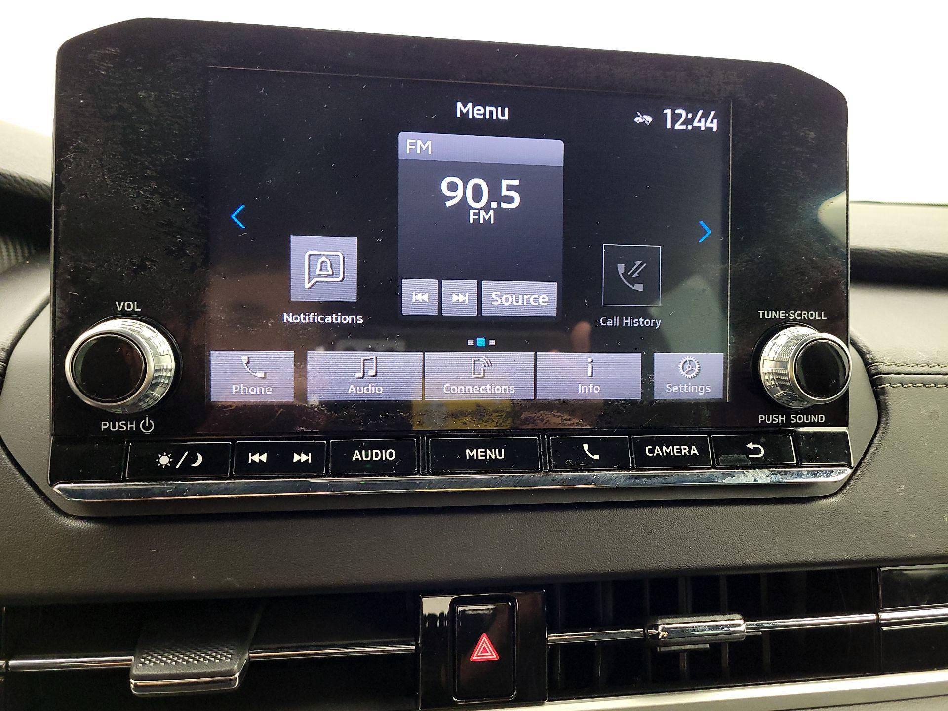 Thumbnail: 2022 Mitsubishi Outlander - 13