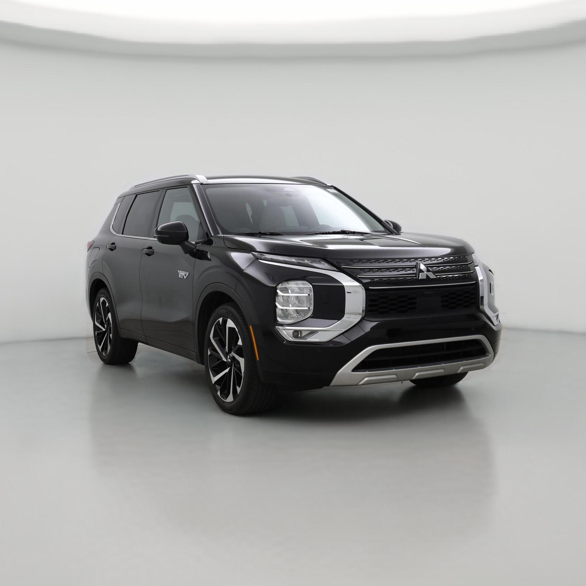 Thumbnail: 2023 Mitsubishi Outlander - 1