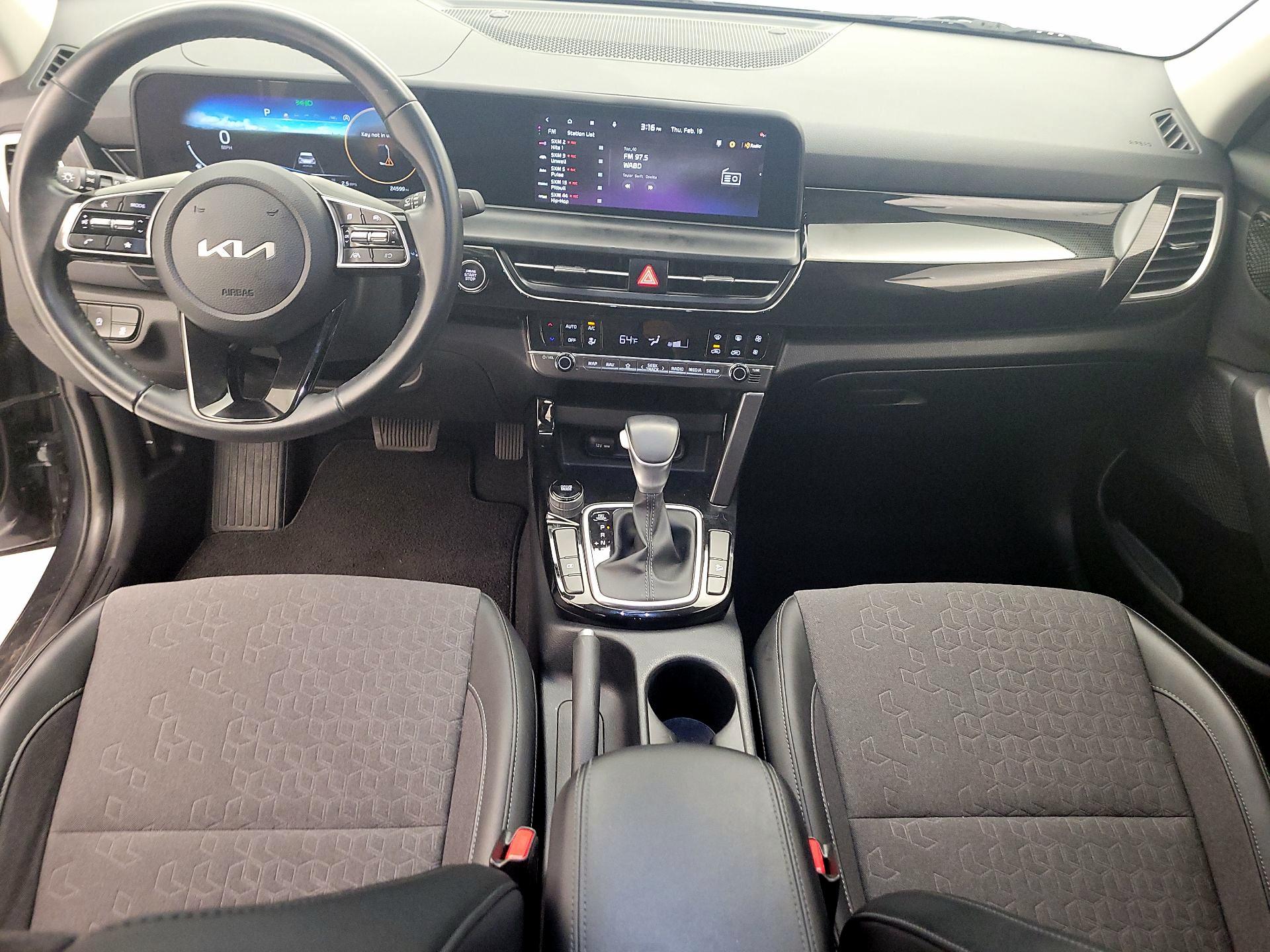 Thumbnail: 2024 Kia Seltos - 9