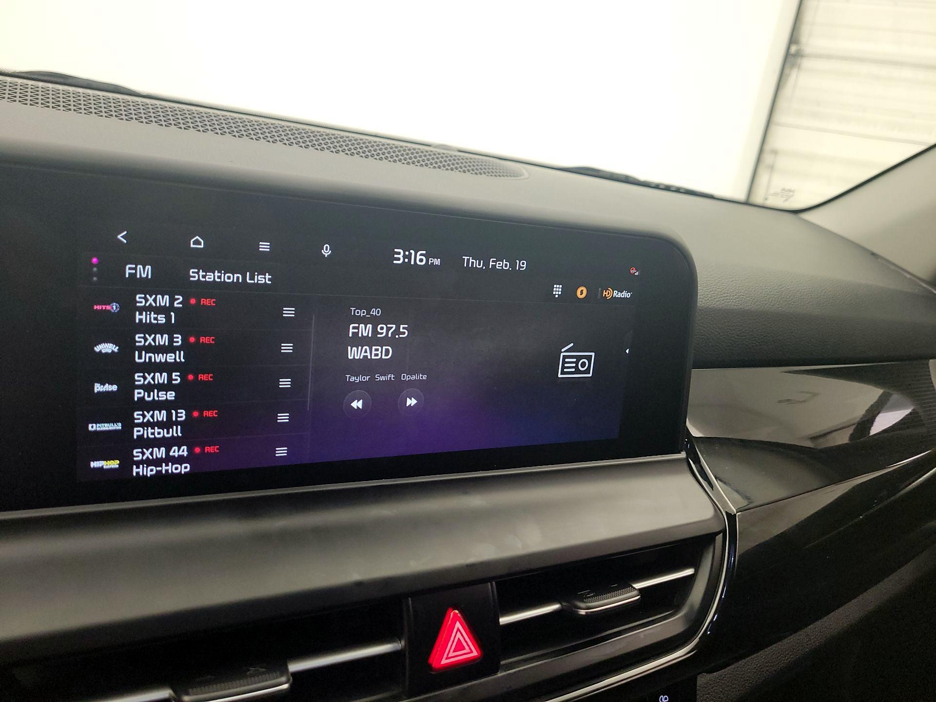 Thumbnail: 2024 Kia Seltos - 15