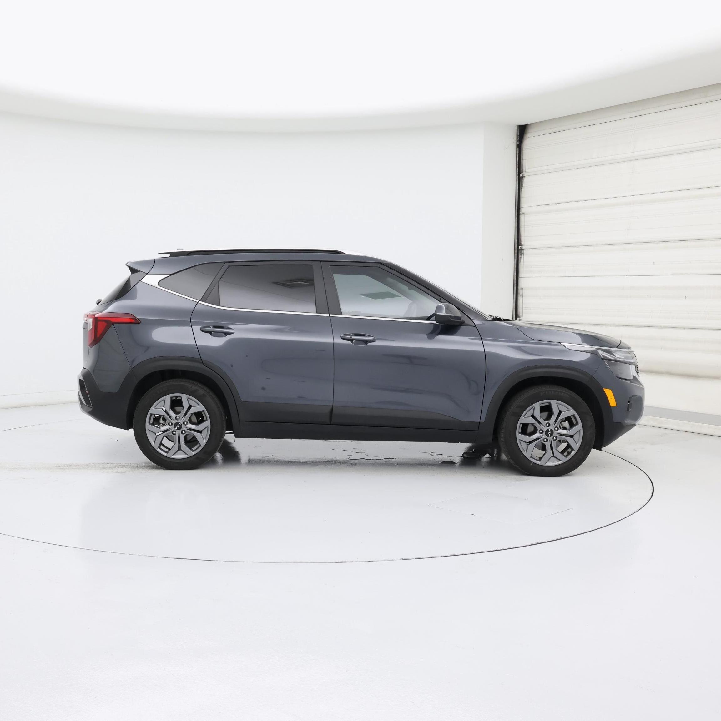 Thumbnail: 2024 Kia Seltos - 7