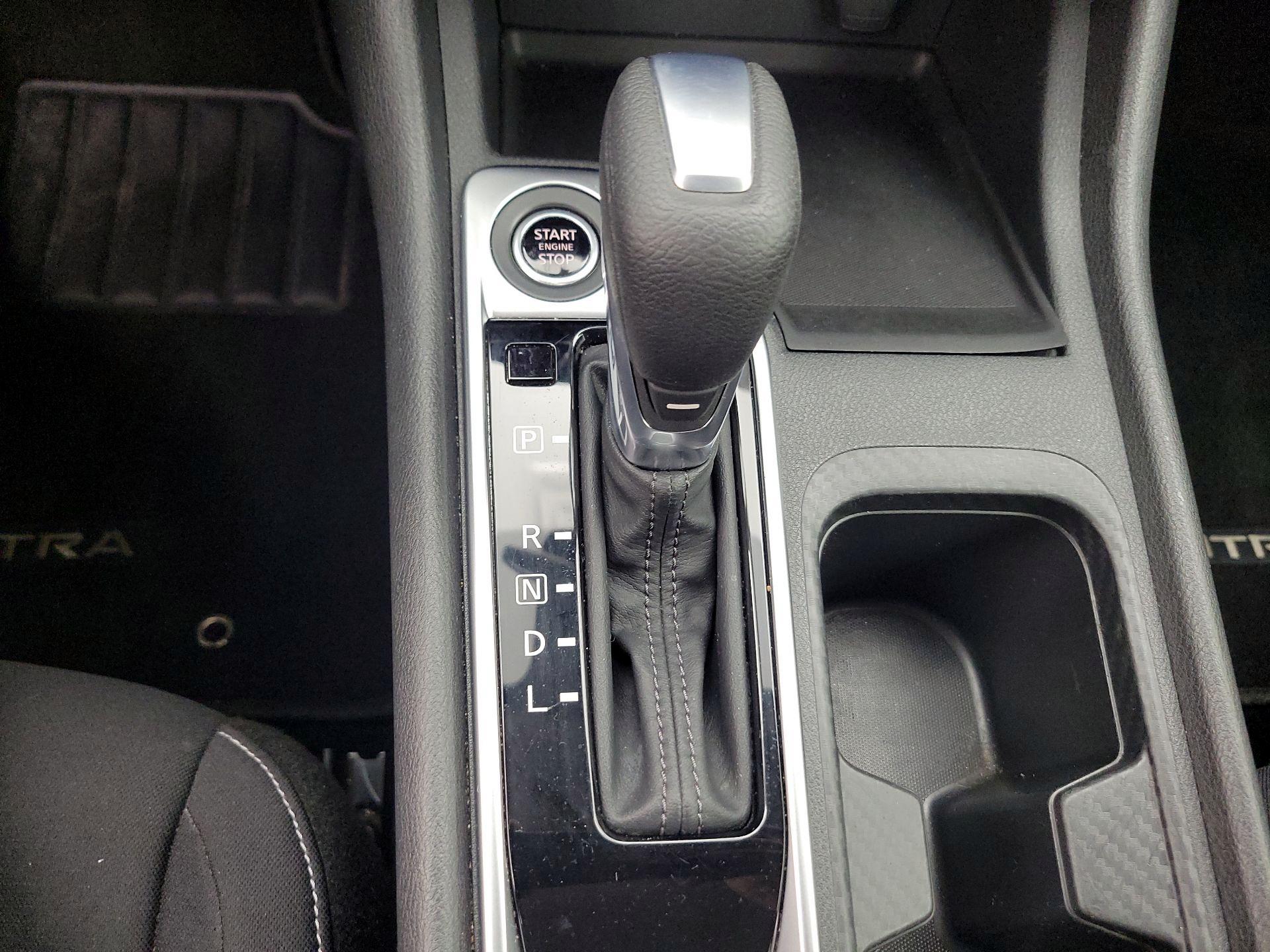 Thumbnail: 2021 Nissan Sentra - 17