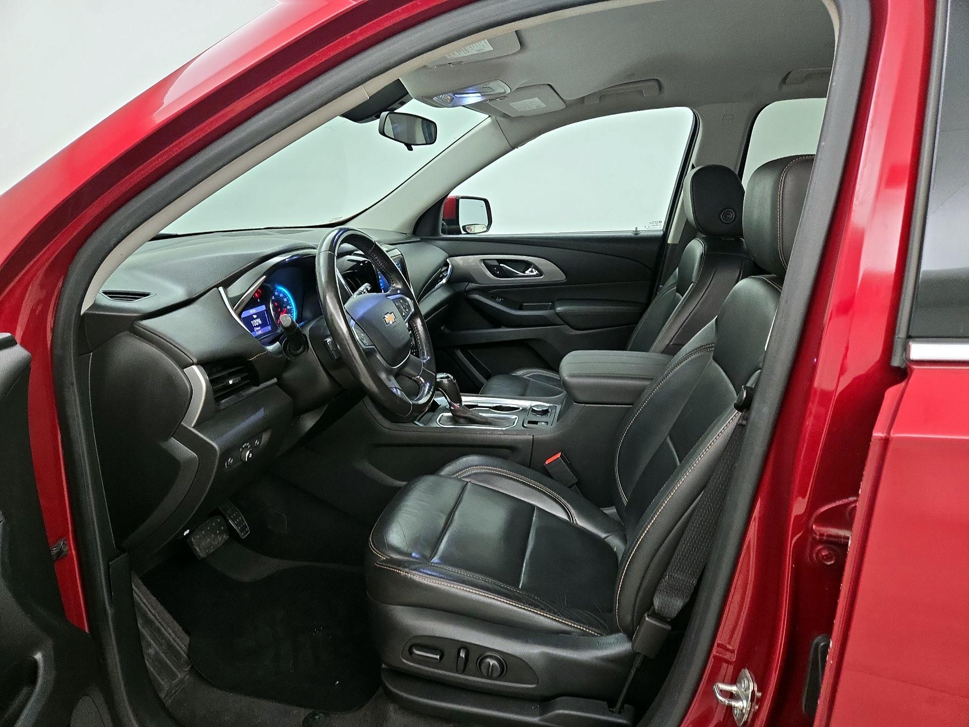 Thumbnail: 2020 Chevrolet Traverse - 11