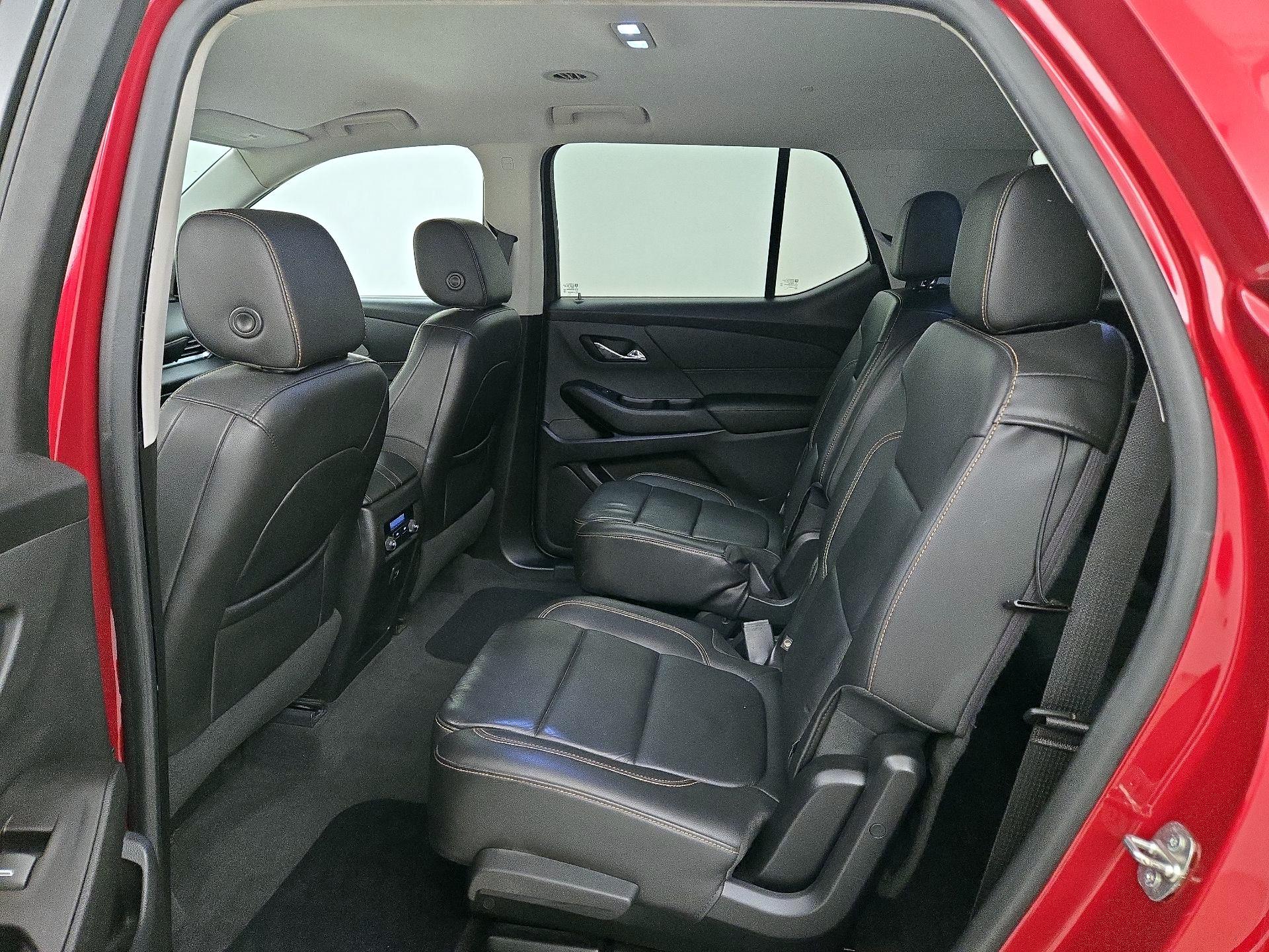 Thumbnail: 2020 Chevrolet Traverse - 19