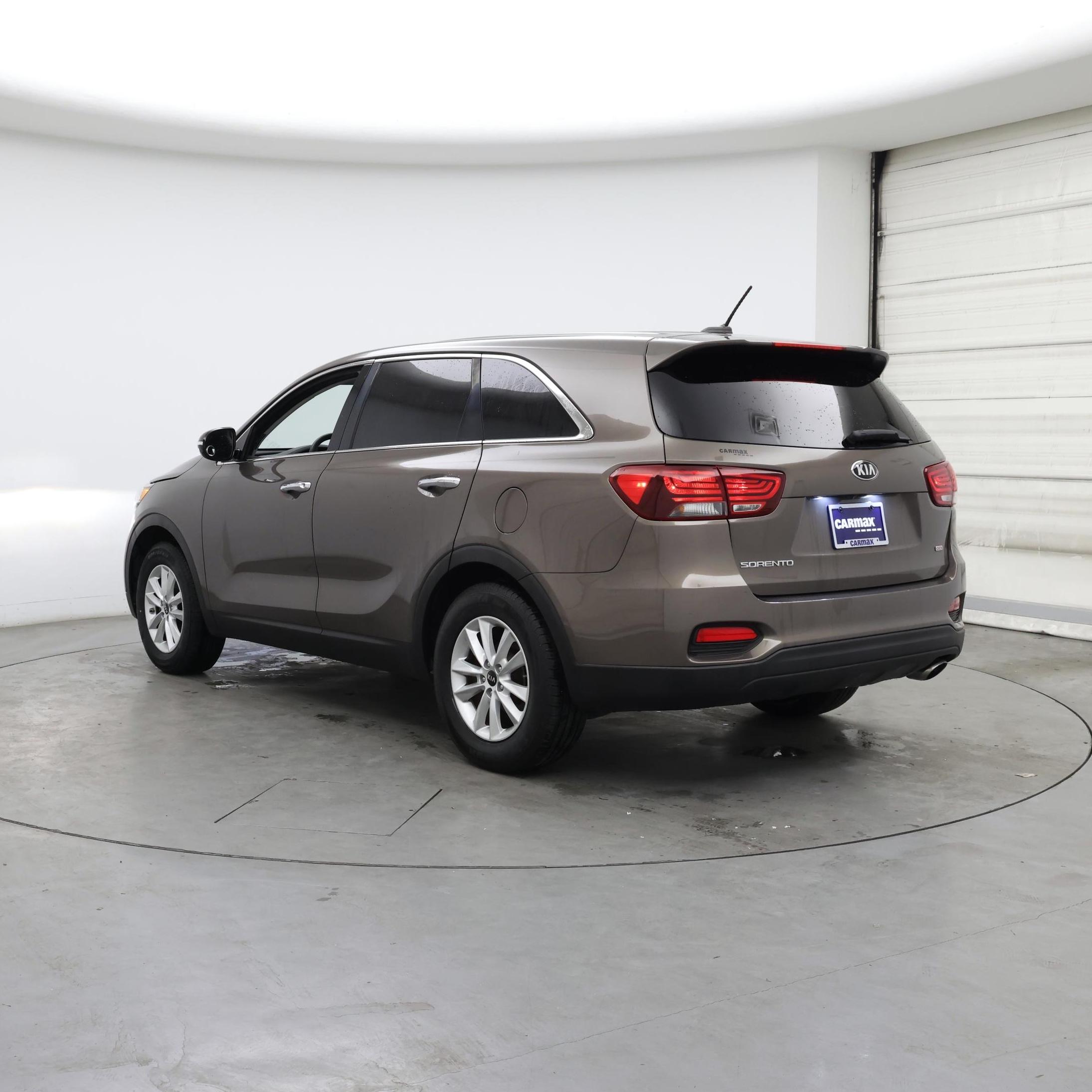 Thumbnail: 2020 Kia Sorento - 2