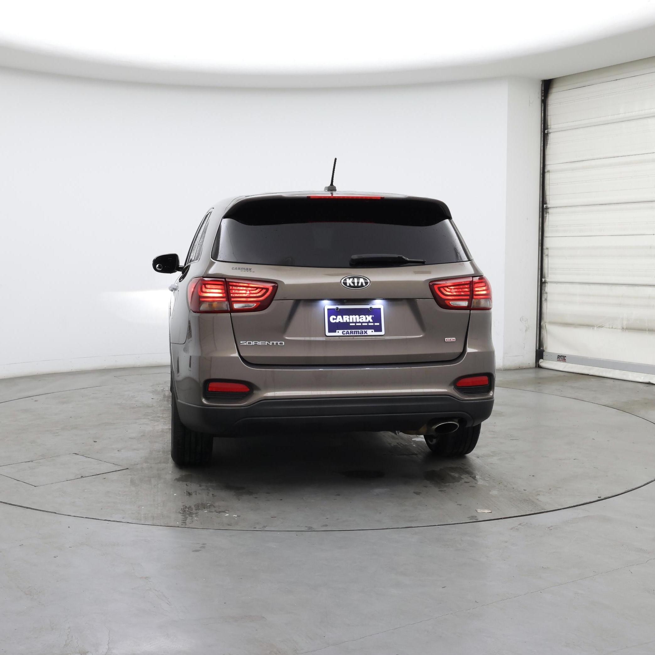 Thumbnail: 2020 Kia Sorento - 6