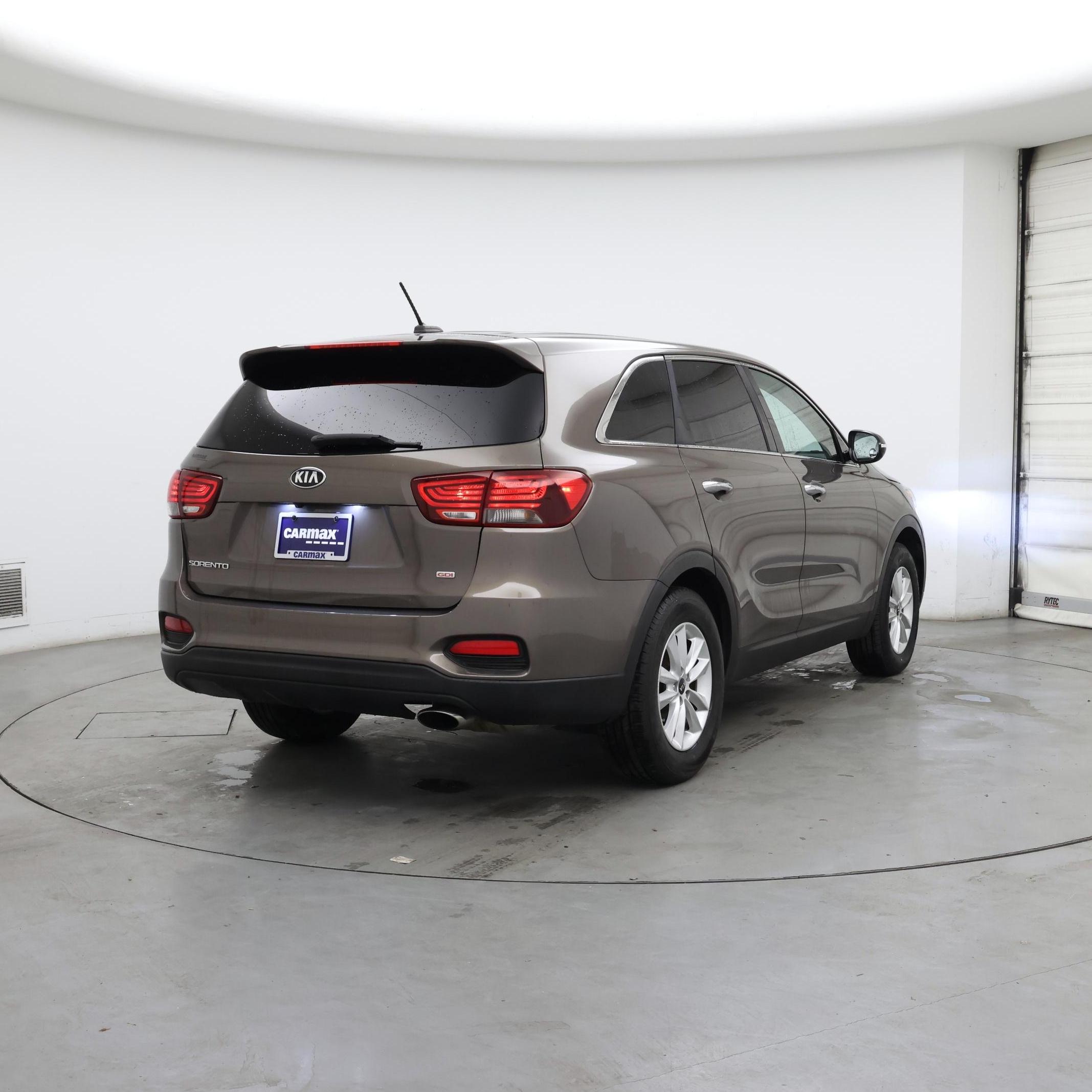 Thumbnail: 2020 Kia Sorento - 8