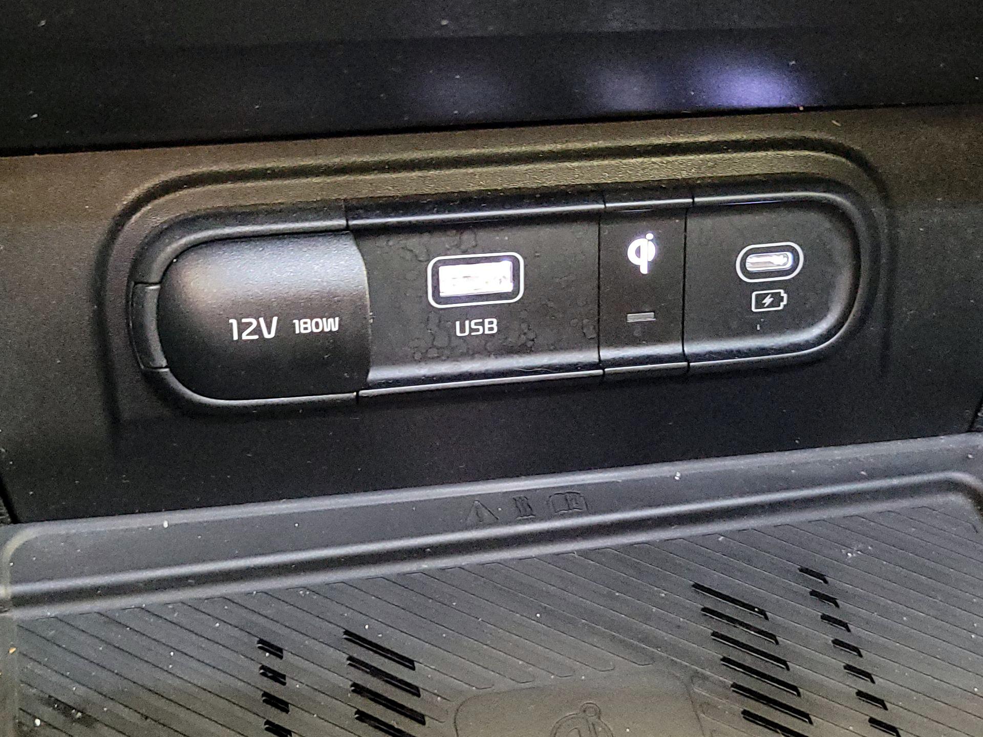 Thumbnail: 2024 Kia Sportage - 17