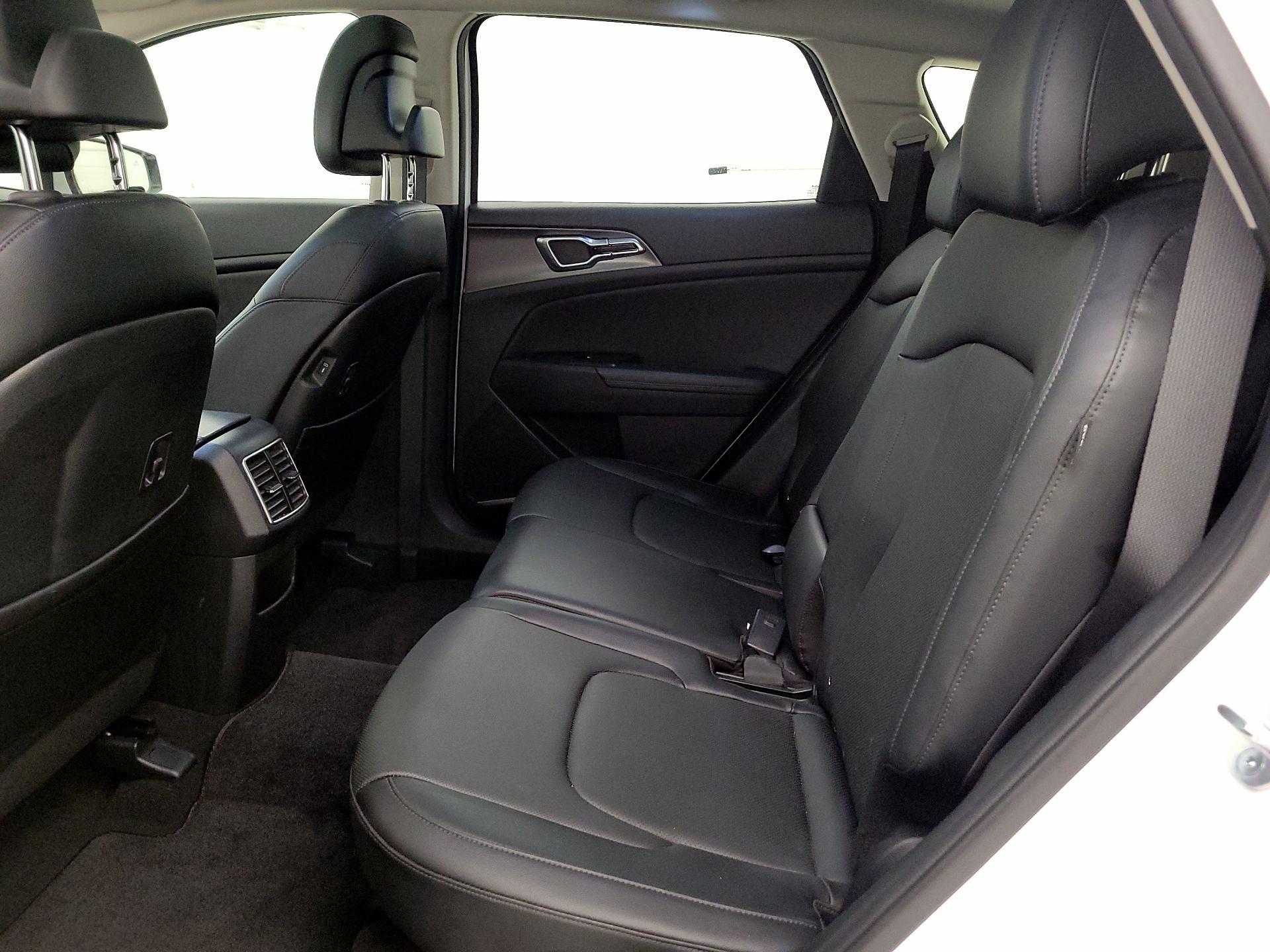 Thumbnail: 2024 Kia Sportage - 19