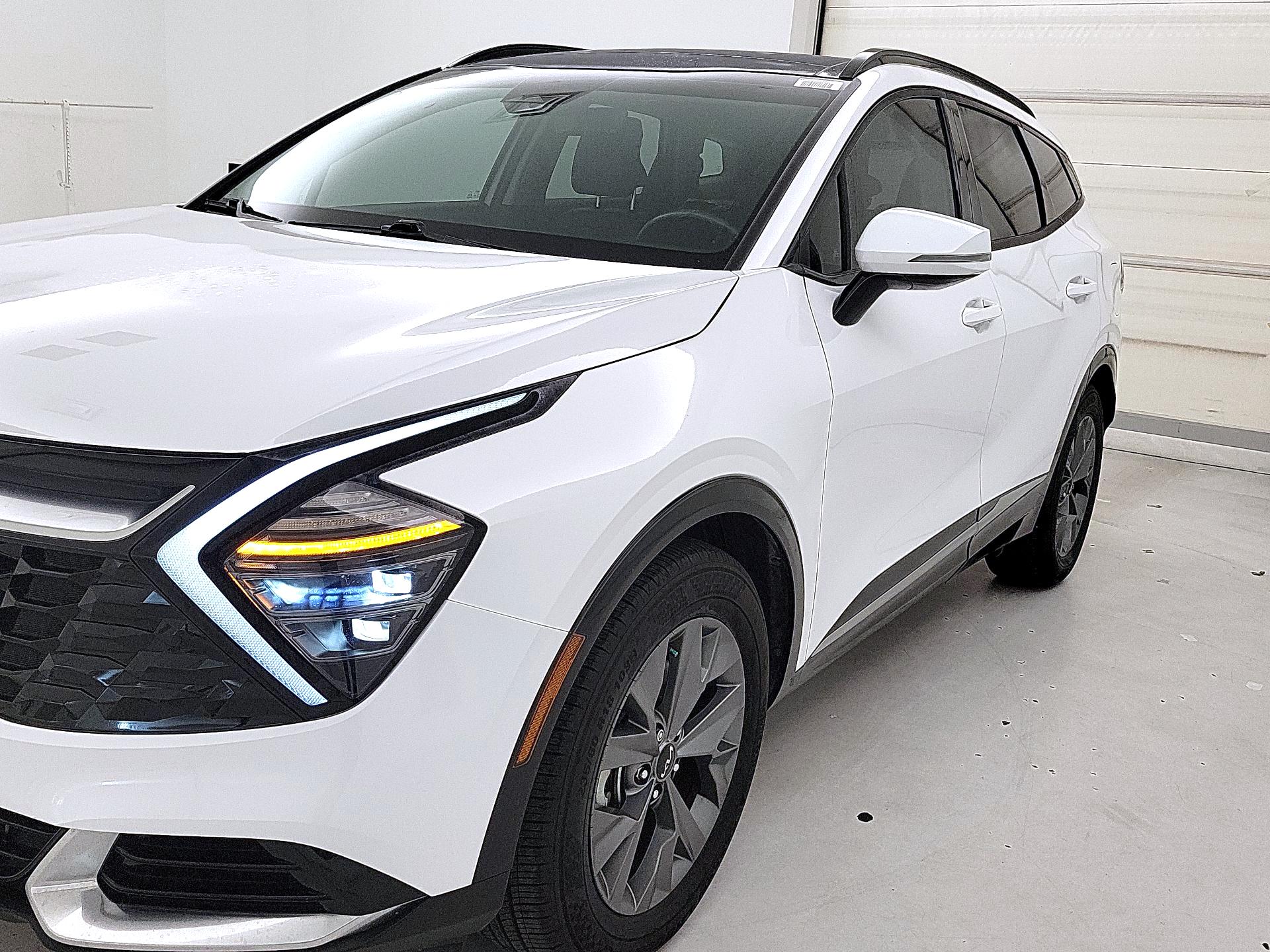 Thumbnail: 2024 Kia Sportage - 3