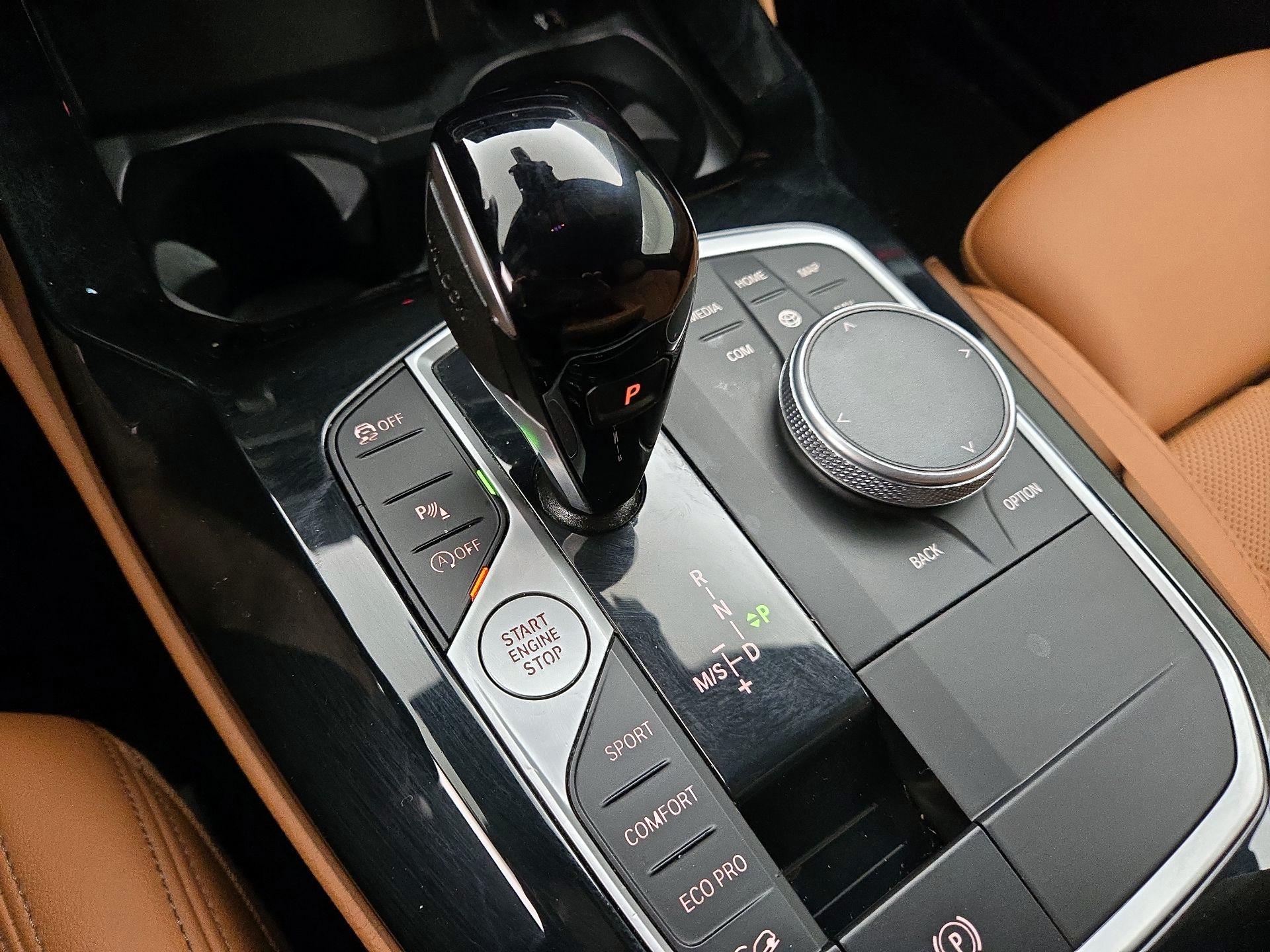 Thumbnail: 2022 BMW X4 - 18