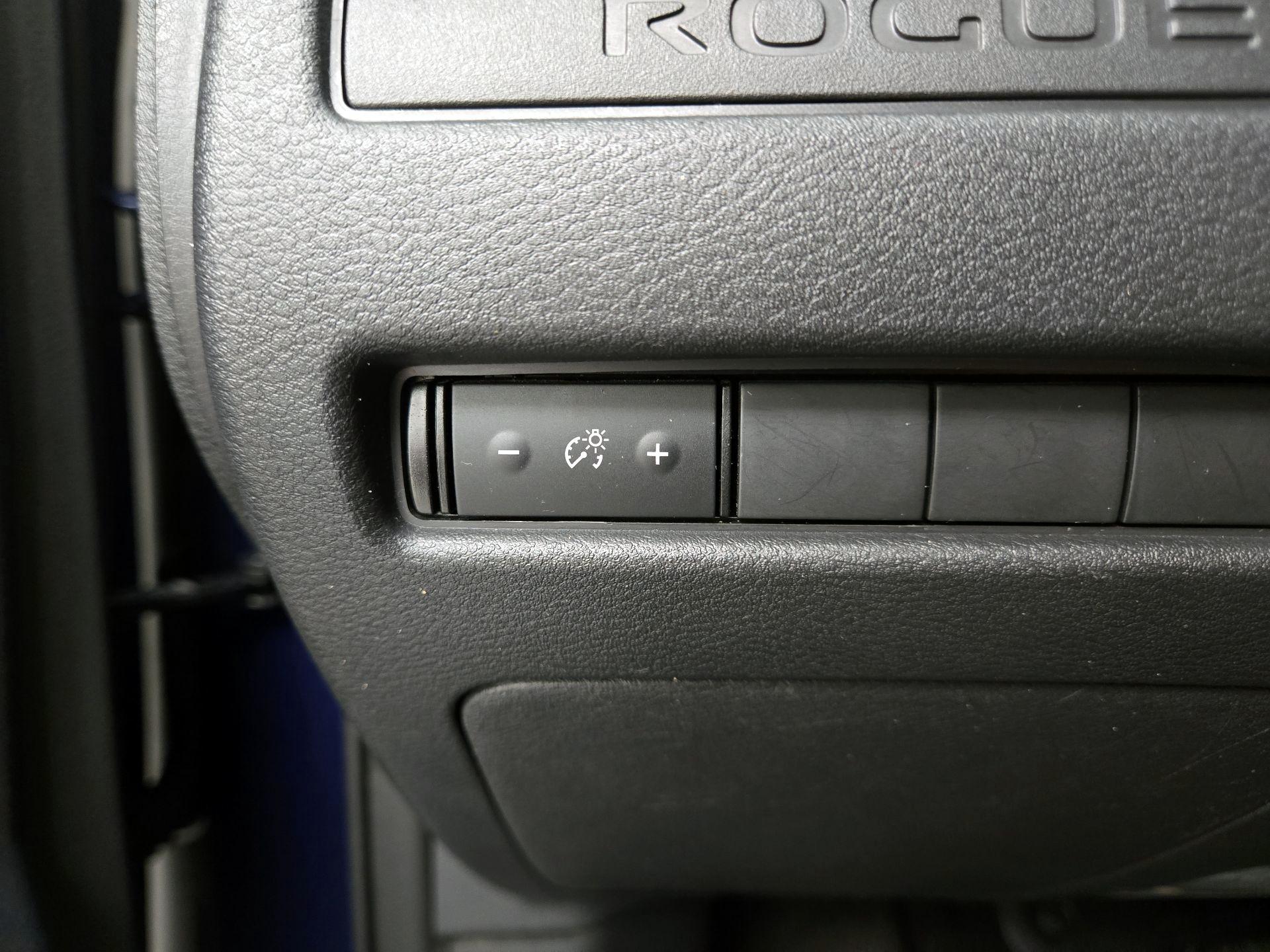 Thumbnail: 2022 Nissan Rogue - 13