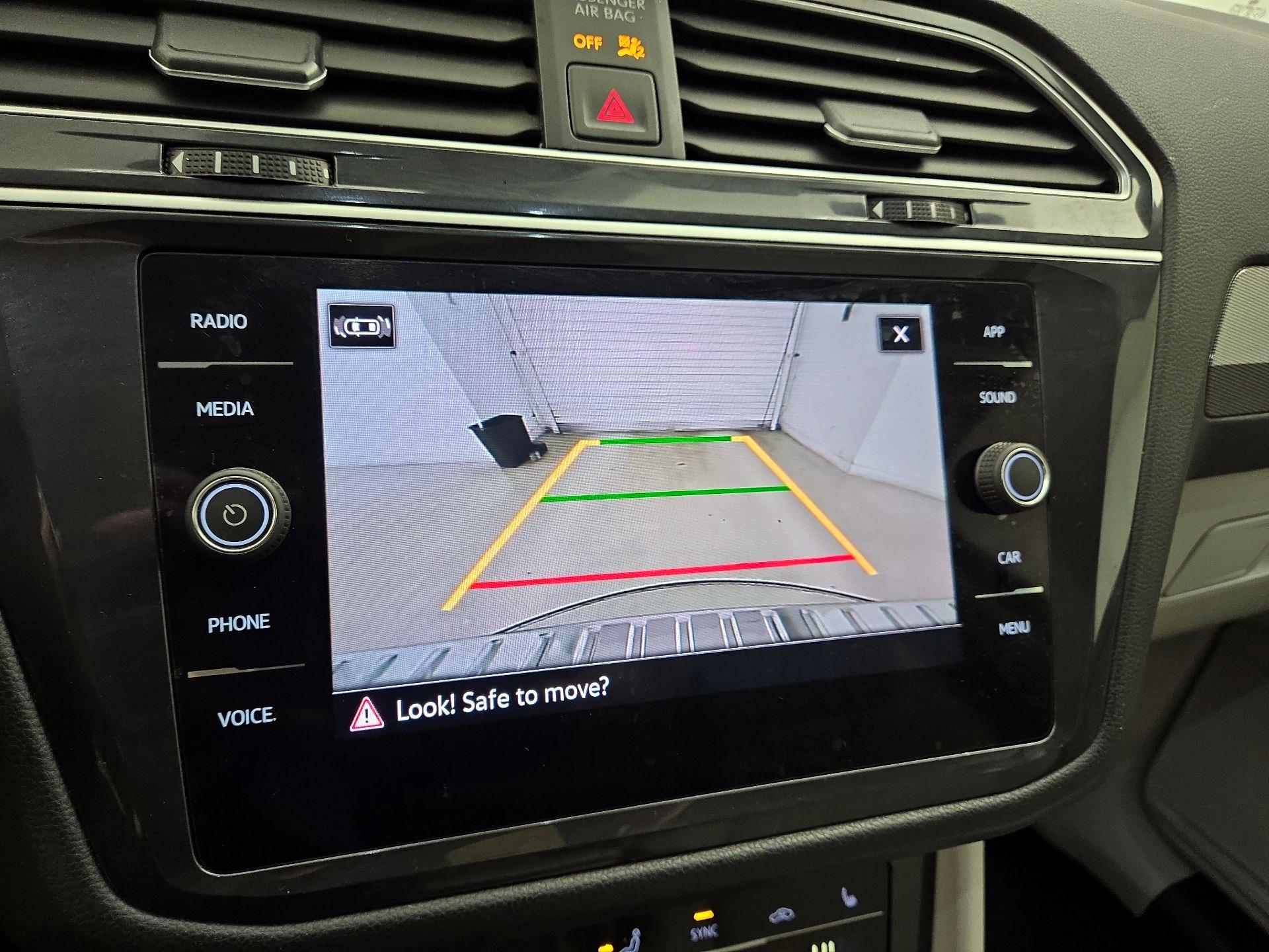 Thumbnail: 2024 Volkswagen Tiguan - 14