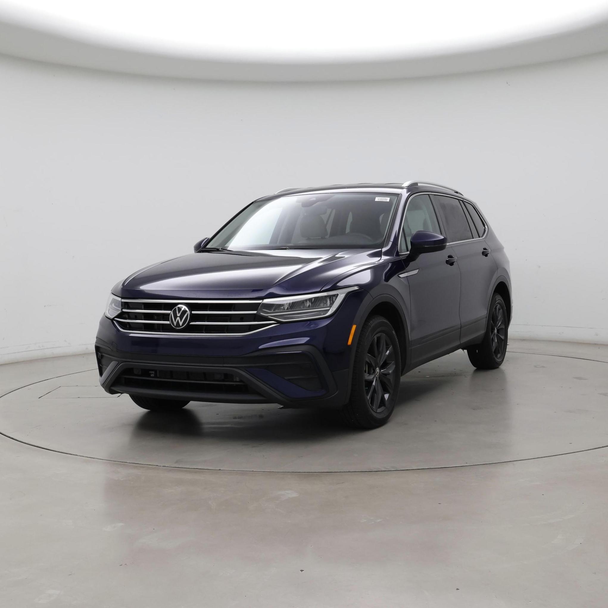 Thumbnail: 2024 Volkswagen Tiguan - 4