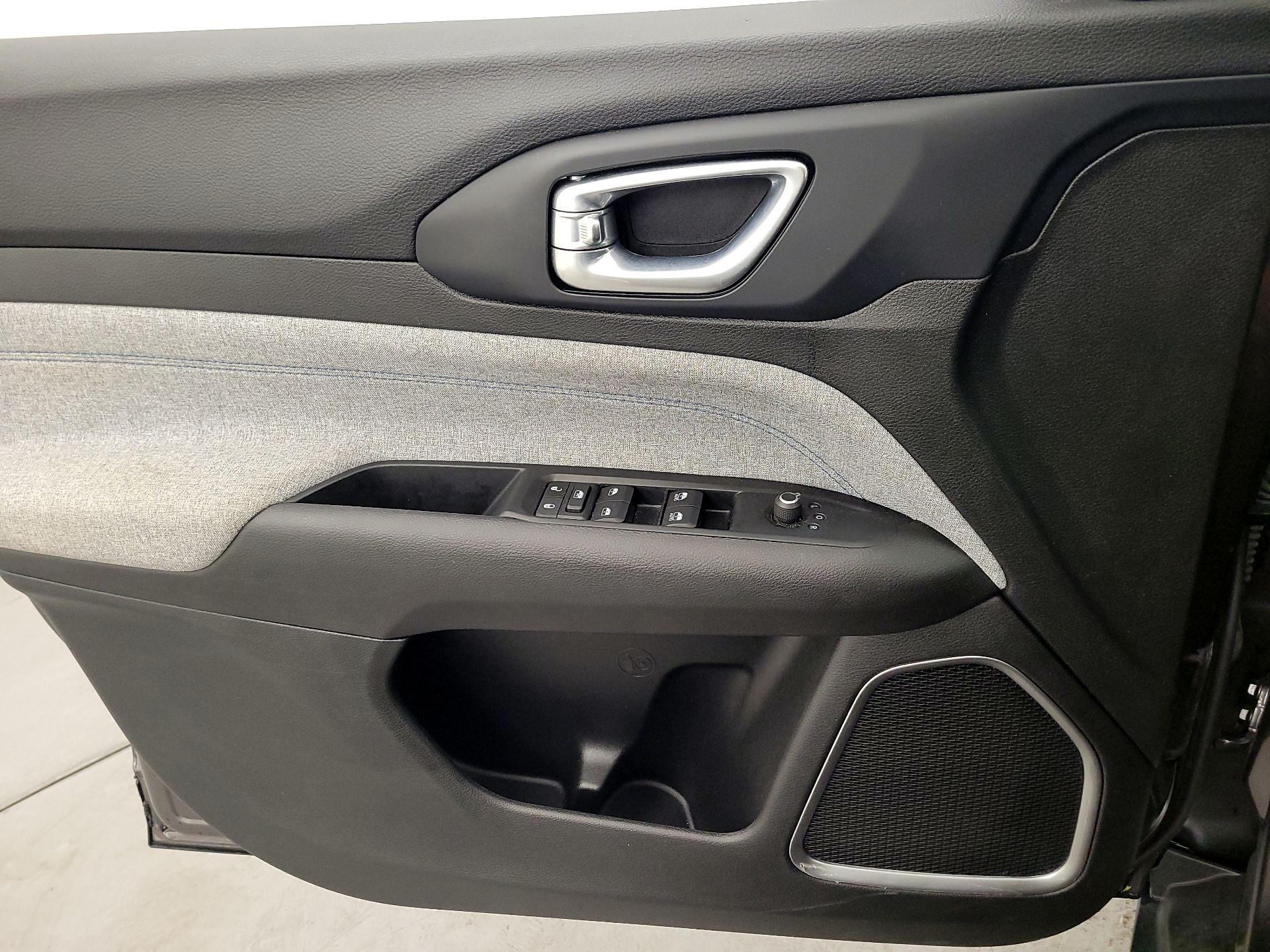 Thumbnail: 2022 Jeep Compass - 12