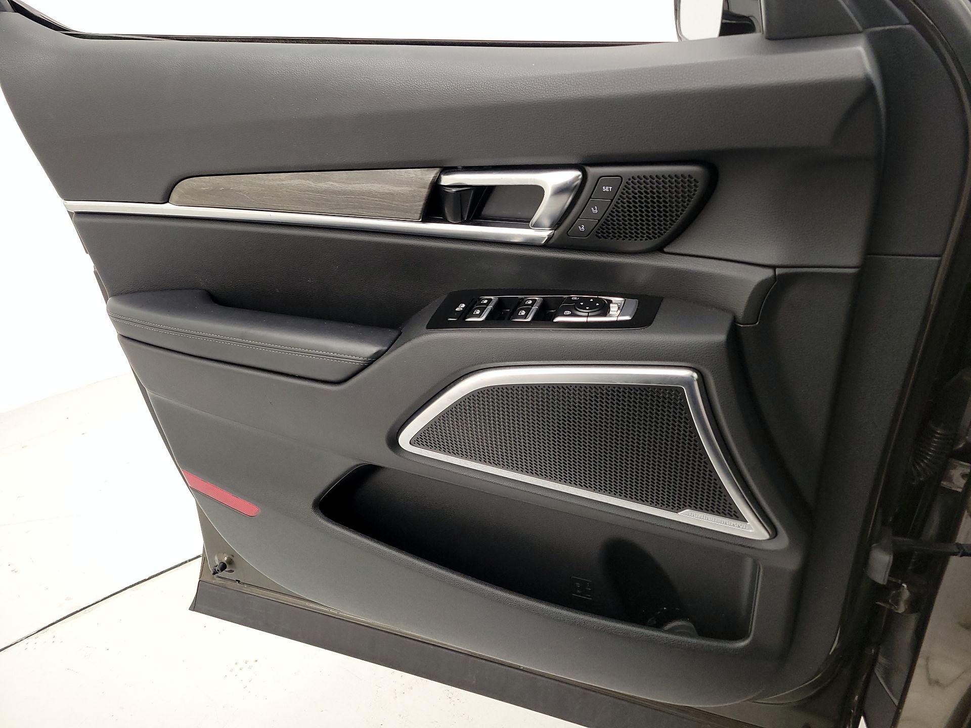 Thumbnail: 2021 Kia Telluride - 12