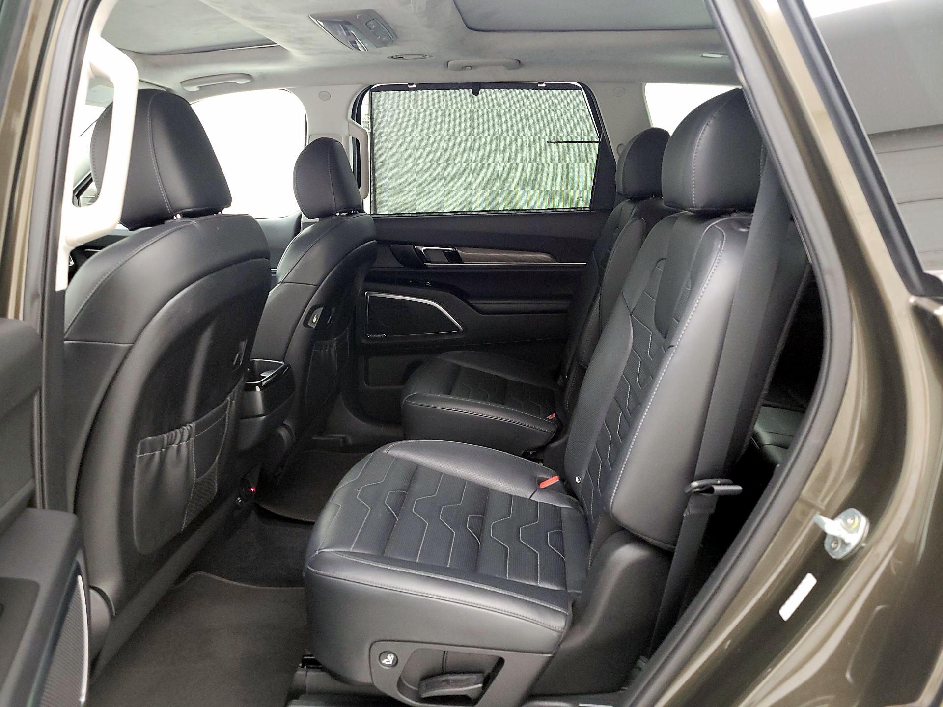 Thumbnail: 2021 Kia Telluride - 19