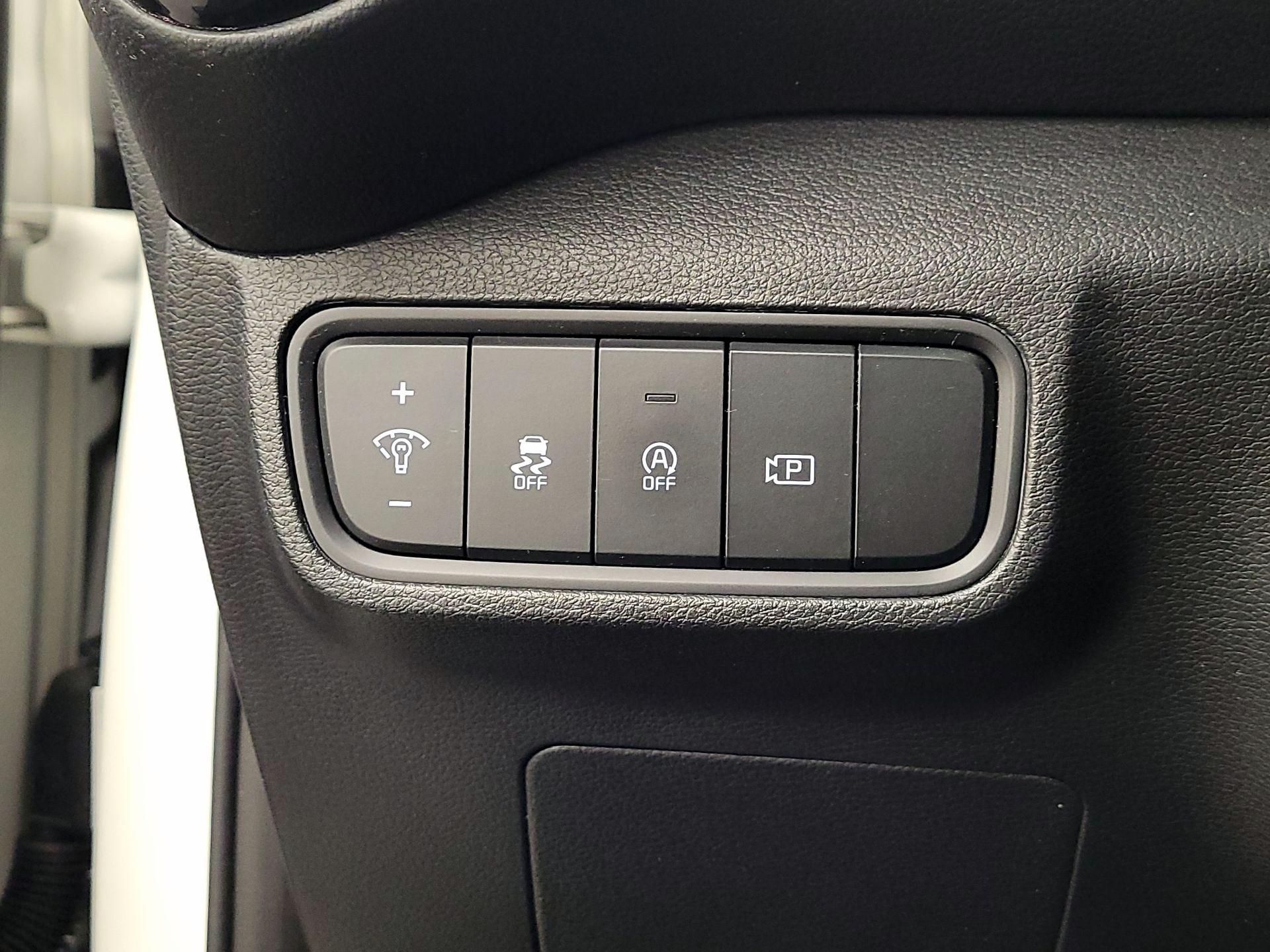 Thumbnail: 2023 Kia Soul - 13