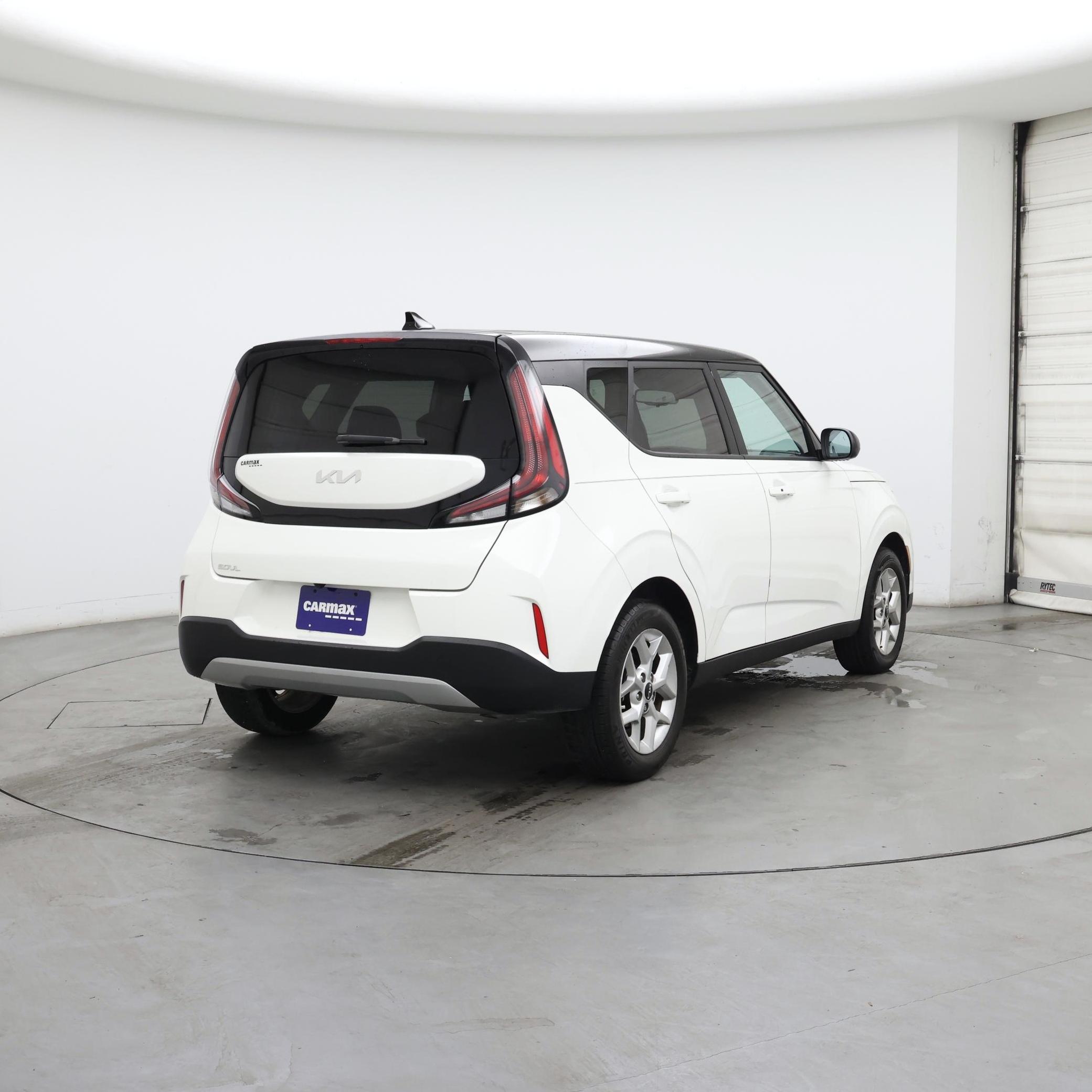 Thumbnail: 2023 Kia Soul - 8