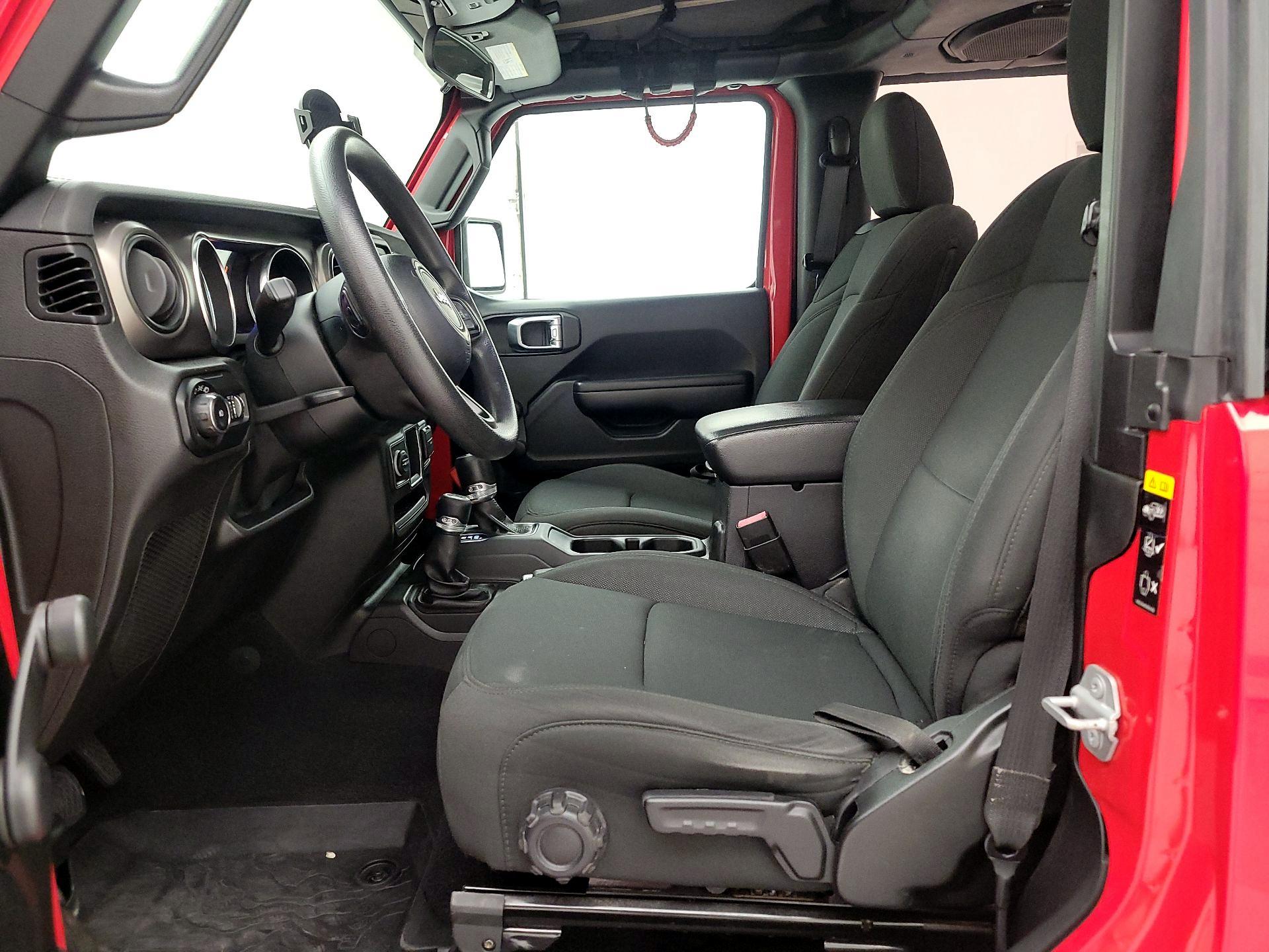 Thumbnail: 2020 Jeep Wrangler - 11